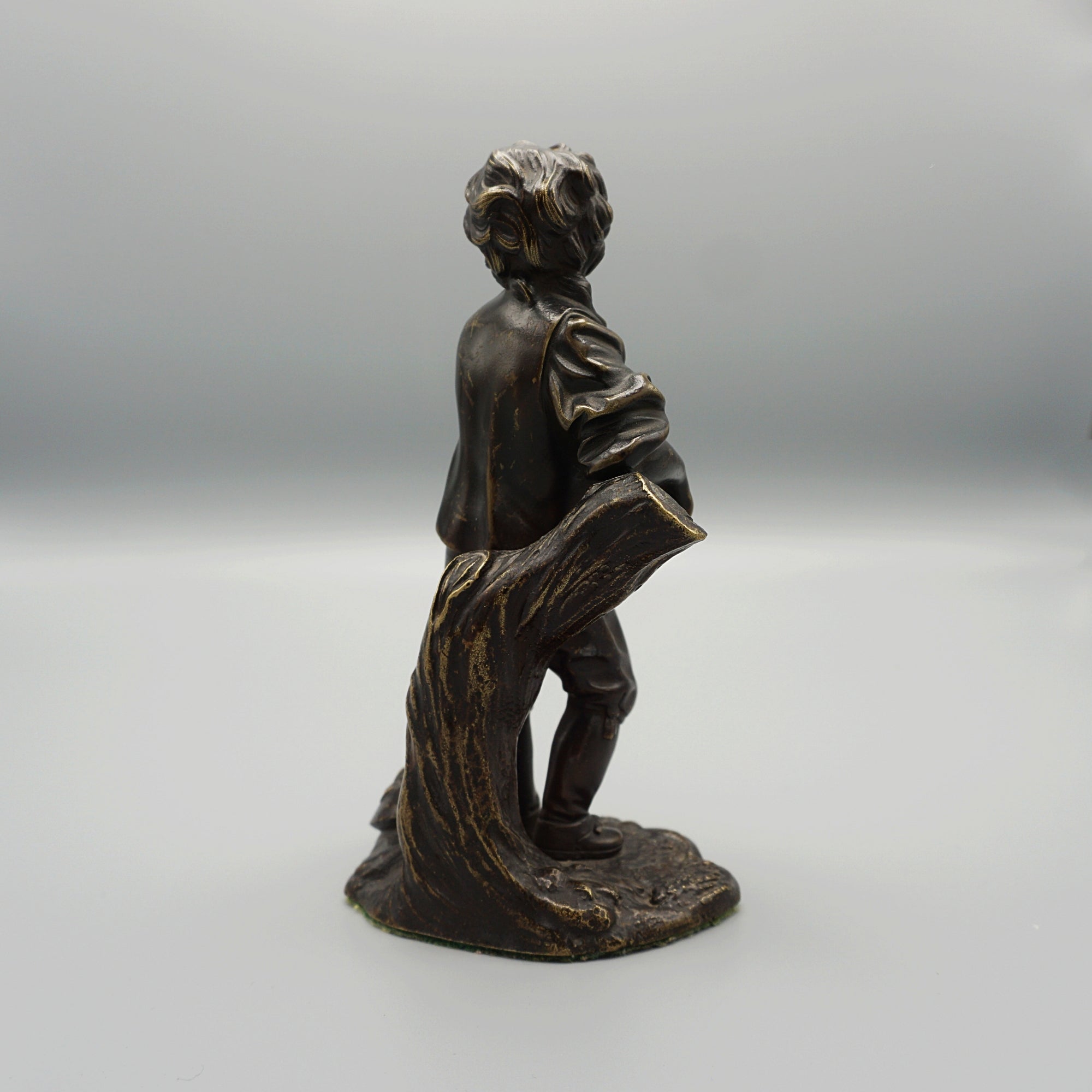 Late 19th Century Bronze Study of a young Farm Boy - Jeroen Markies Art Deco