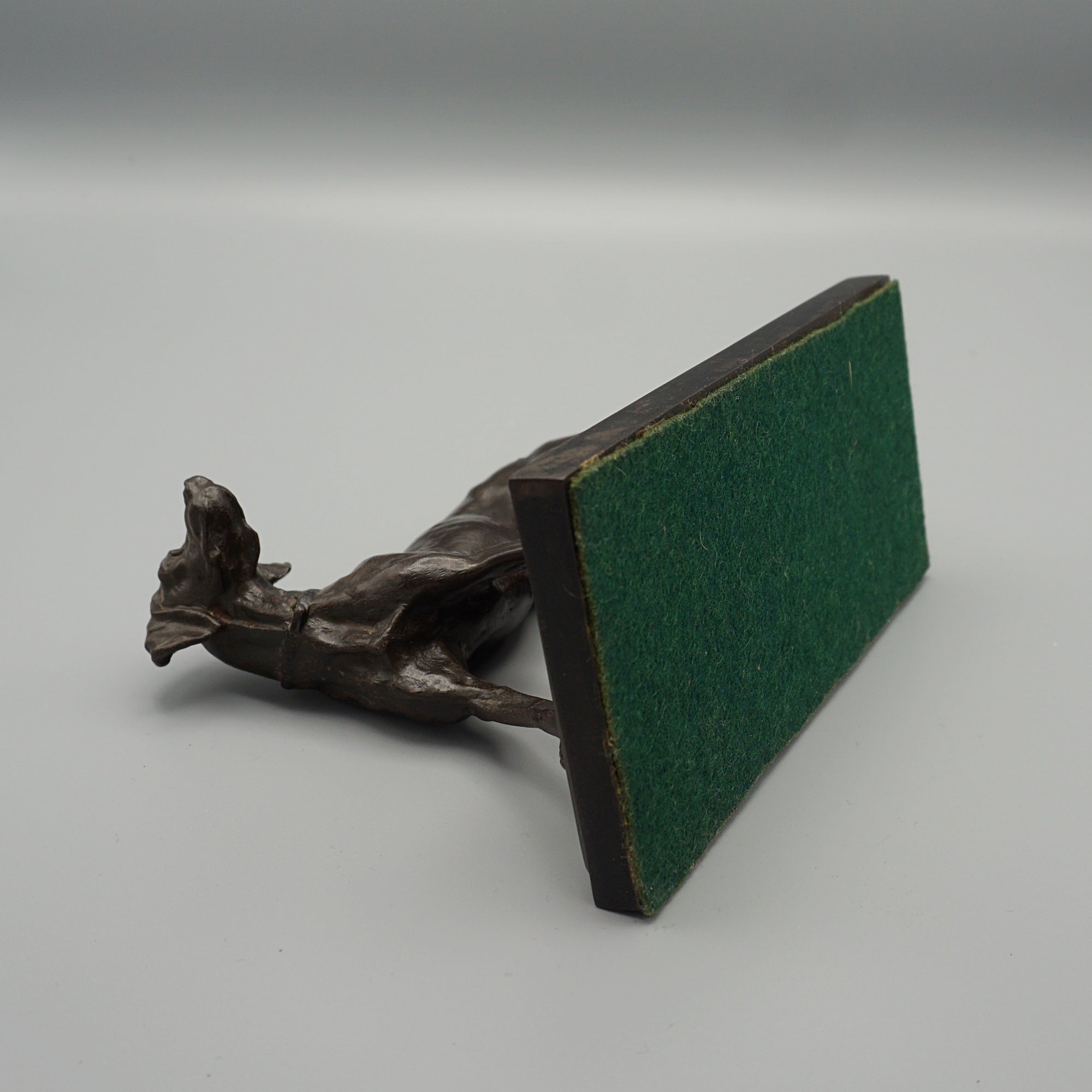 Late 19th Century Bronze study of a standing pointer - Jeroen Markies Art Deco