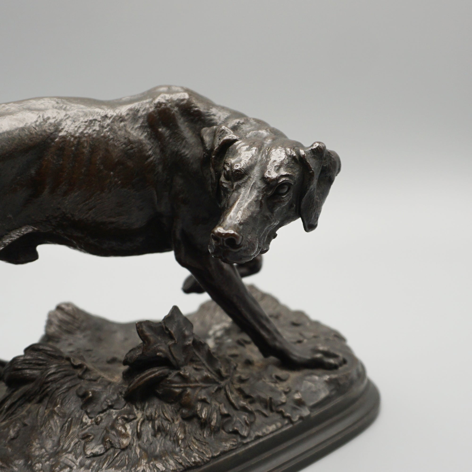 A late Victorian Bronze Pointer by Pierre Jules Mene (1810-1879), hunting/ hound dog, animalia - Jeroen Markies Art Deco 