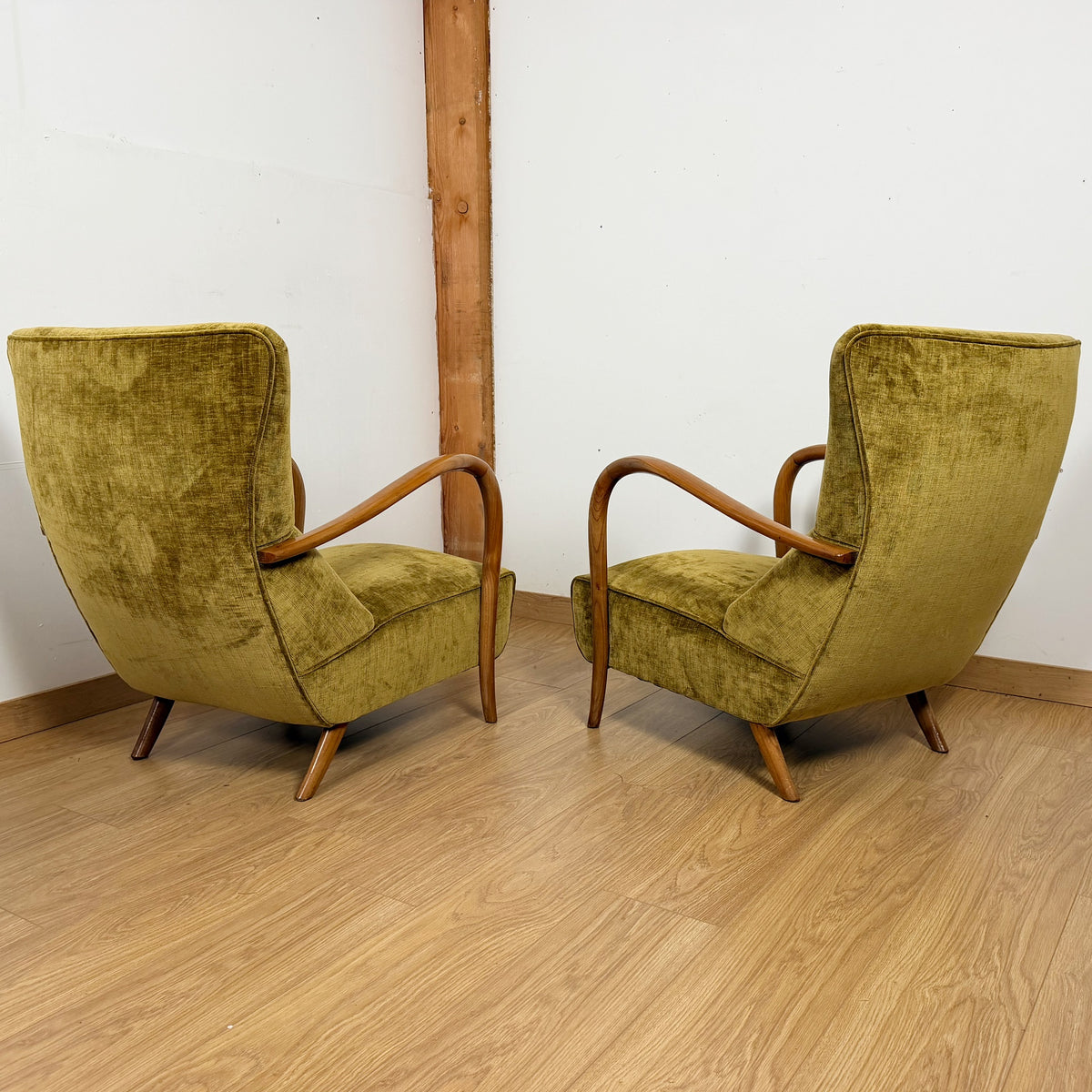 A Pair of Mid-Century Chairs Attributed to Guglielmo Ulrich | Markies Antiques Ltd