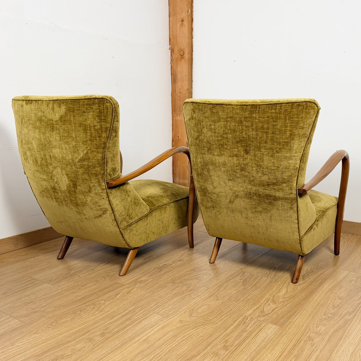 A Pair of Mid-Century Chairs Attributed to Guglielmo Ulrich | Markies Antiques Ltd