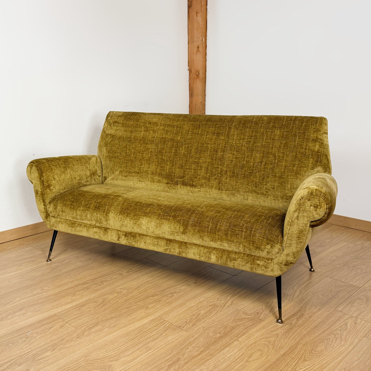 Gigi Radice for Minotti Mid-Century Italian Sofa - Markies Antiques Ltd