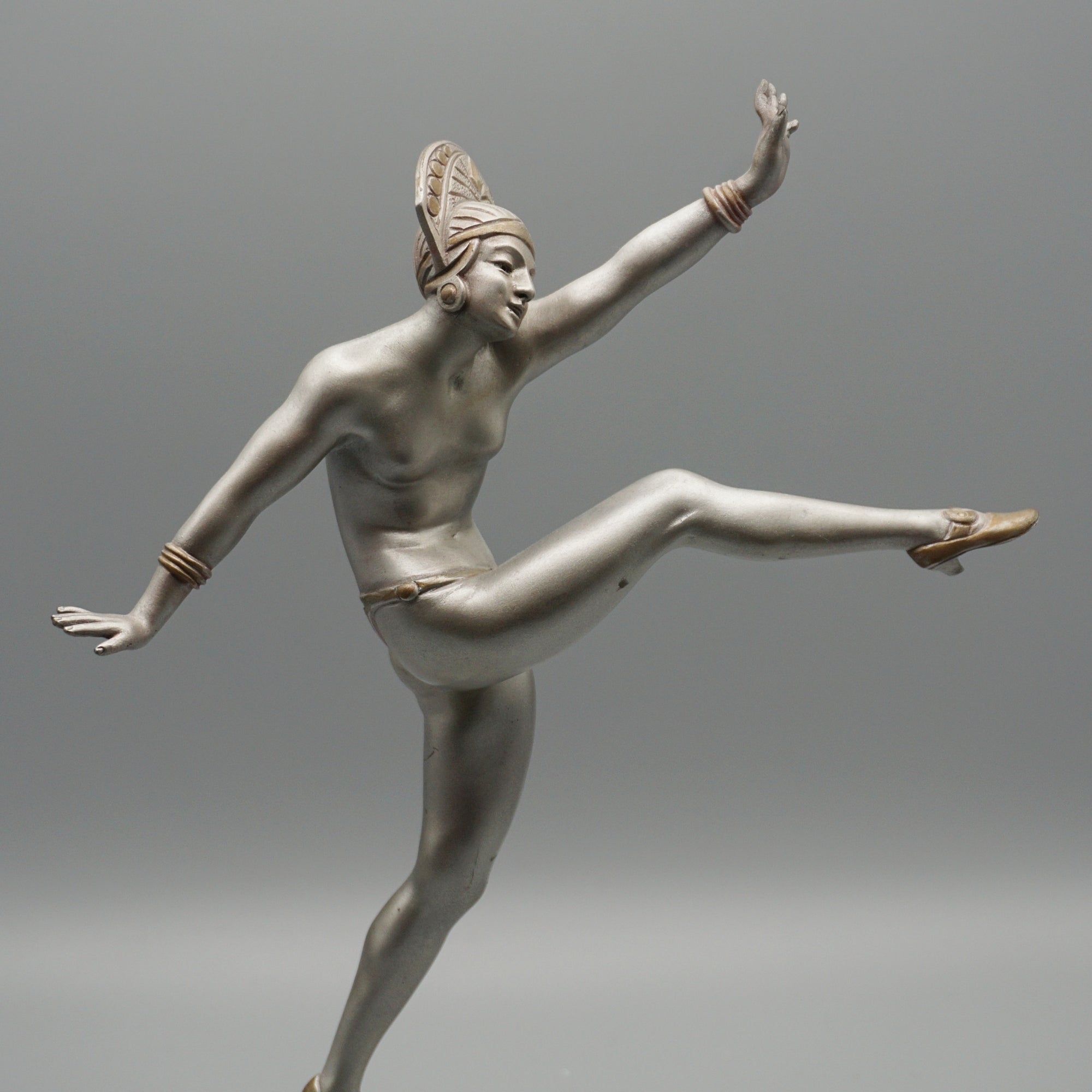 Art Deco Cold Painted Bronze Sculpture by JP Morante - Jeroen Markies Art Deco