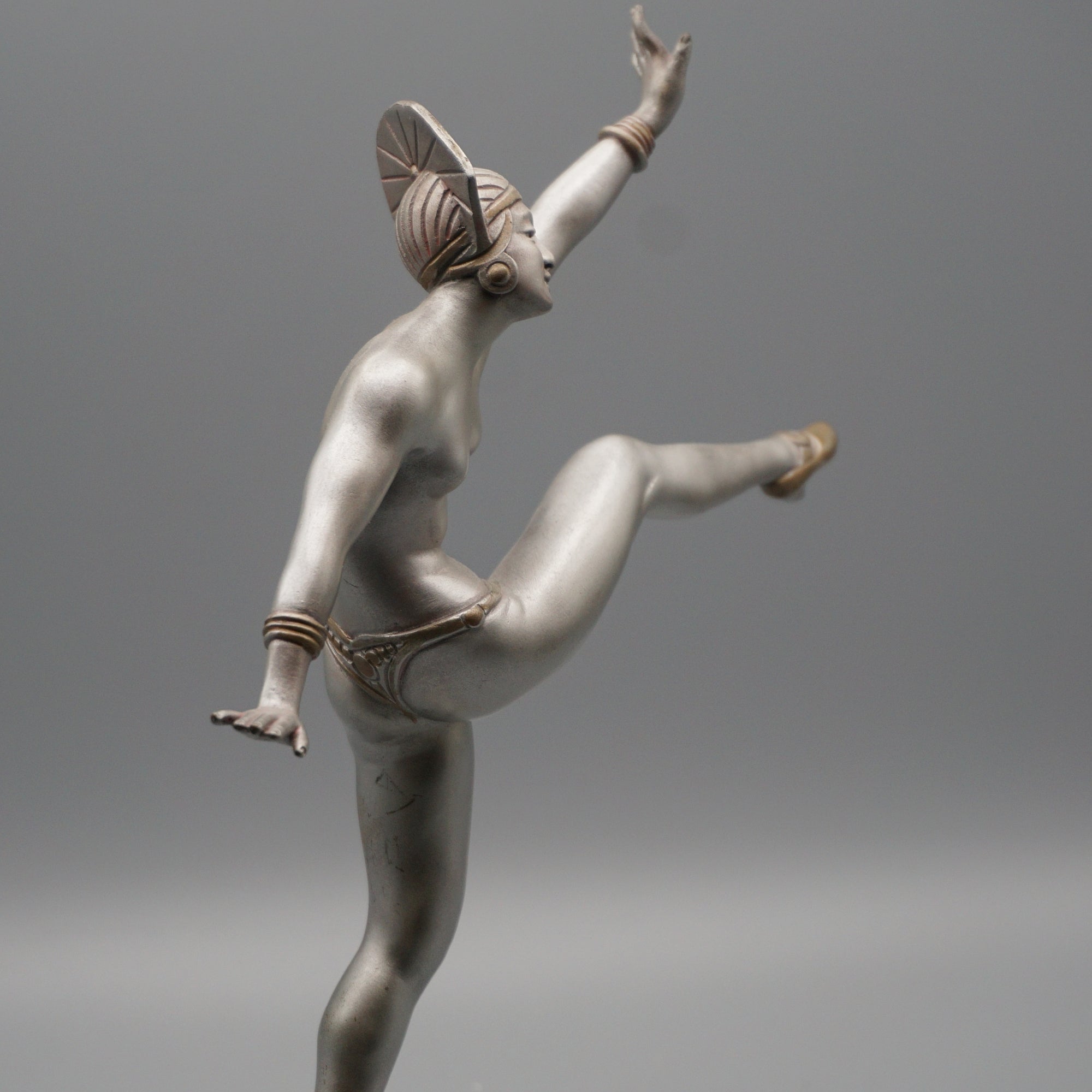 Art Deco Cold Painted Bronze Sculpture by JP Morante - Jeroen Markies Art Deco