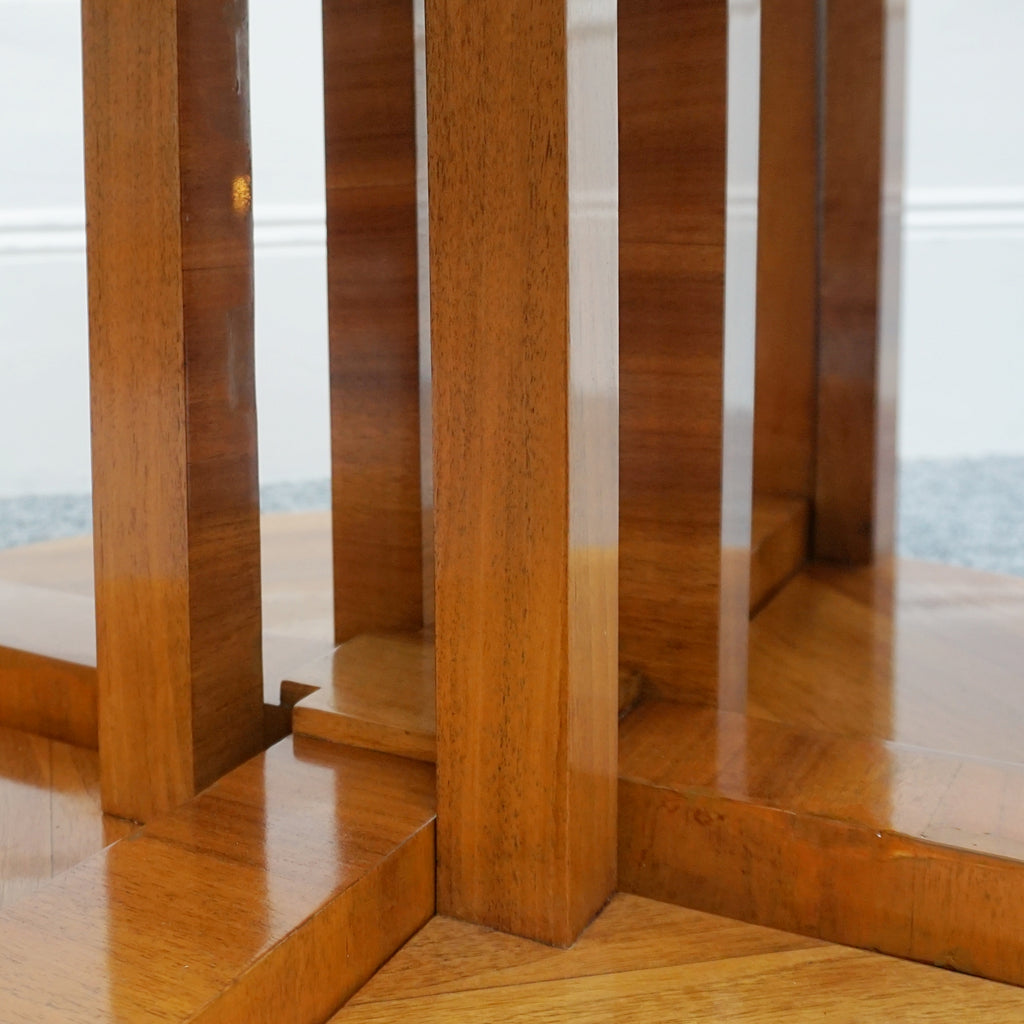 An Art Deco Figured Walnut Nest of Tables, 1930s Side Table, coffee table with four separate tables - Jeroen Markies Art Deco