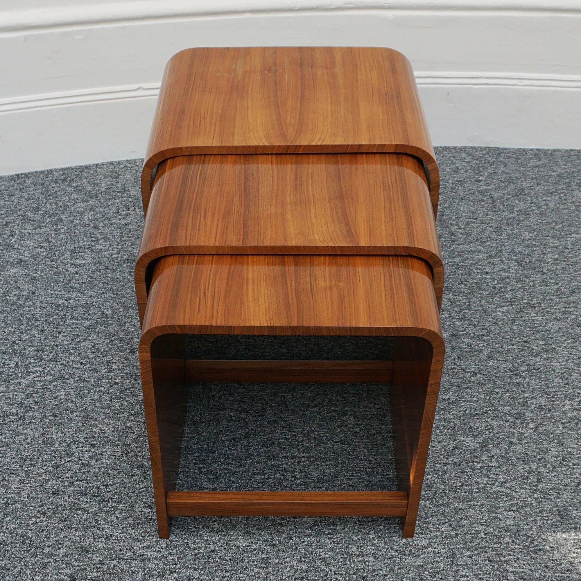 Figured Walnut Art Deco Nest of Tables - Jeroen Markies Art Deco