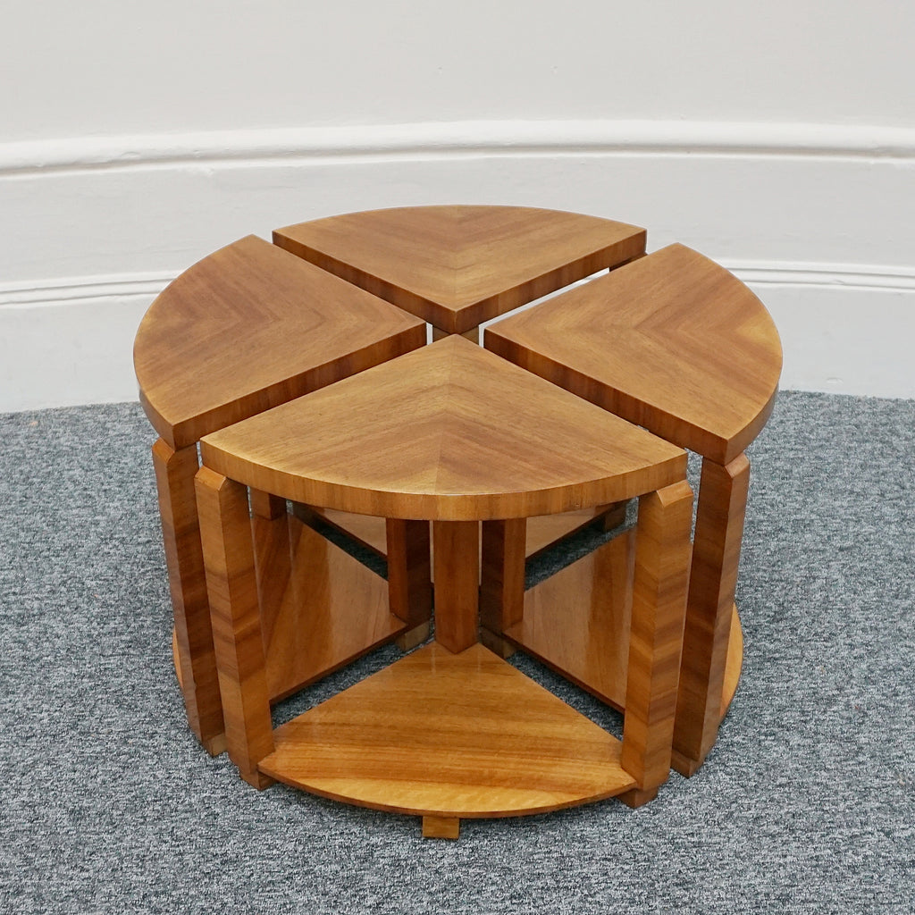 An Art Deco Figured Walnut Nest of Tables, 1930s Side Table, coffee table with four separate tables - Jeroen Markies Art Deco