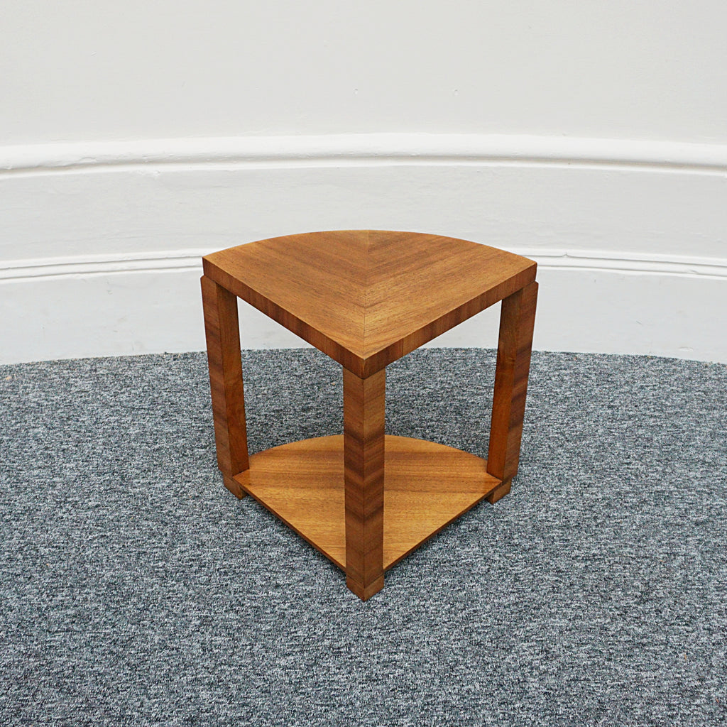 An Art Deco Figured Walnut Nest of Tables, 1930s Side Table, coffee table with four separate tables - Jeroen Markies Art Deco