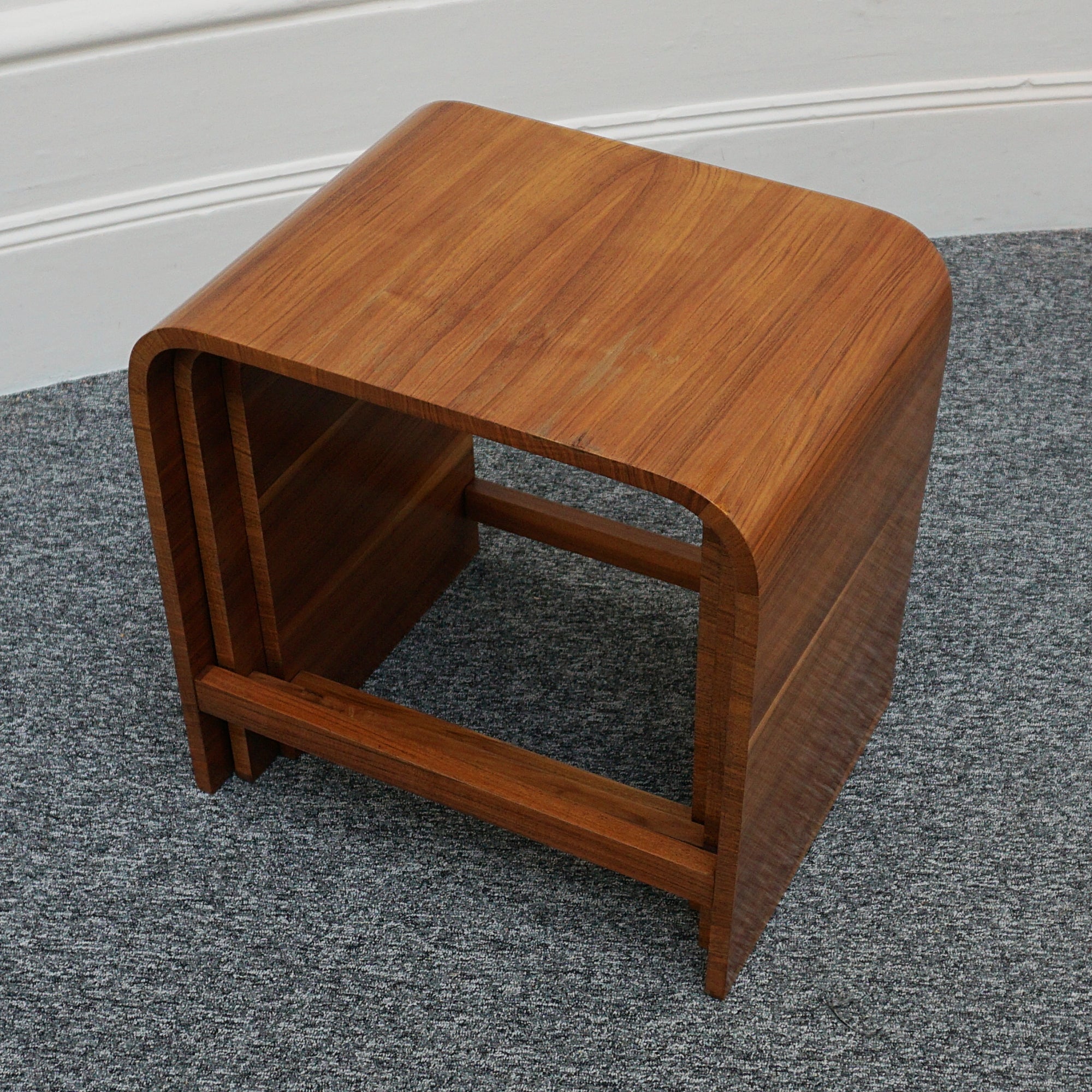 Figured Walnut Art Deco Nest of Tables - Jeroen Markies Art Deco