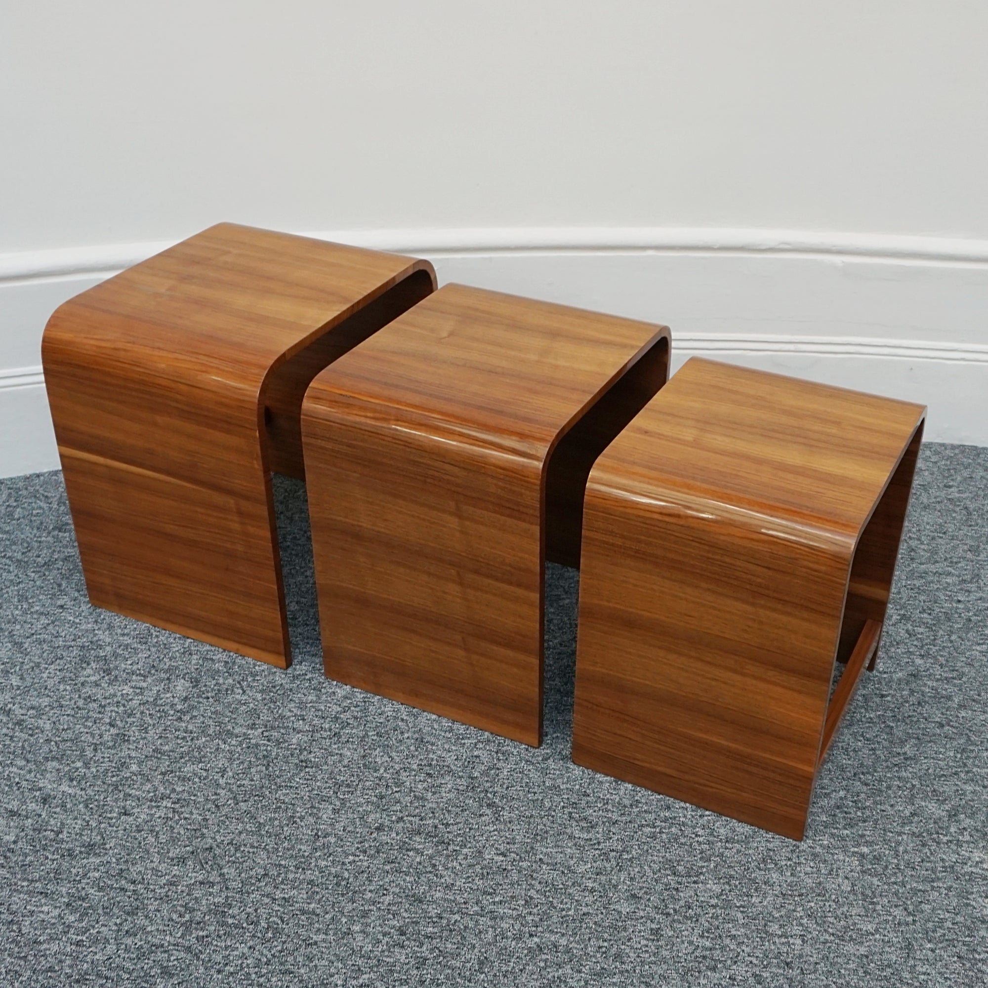 Figured Walnut Art Deco Nest of Tables - Jeroen Markies Art Deco