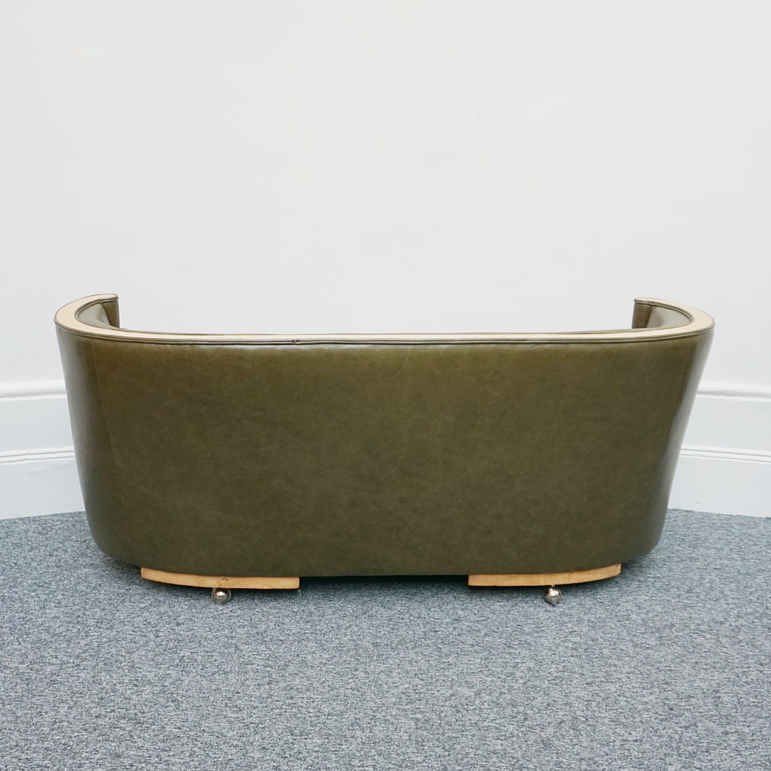 An Art Deco three seat sofa by Maurice Adams - Jeroen Markies Art Deco