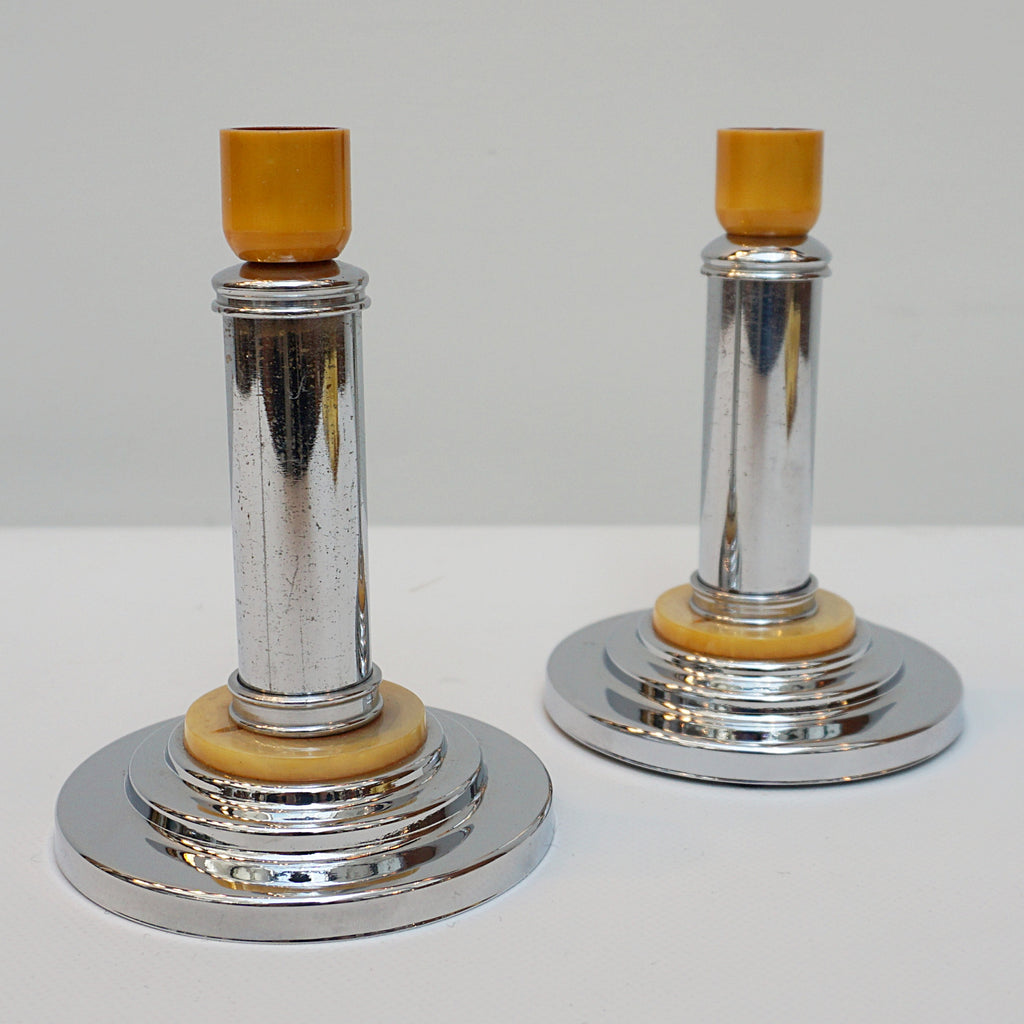 Pair of Art Deco Candlesticks. 1930's Candlestick. Chromed metal and amber bakelite - Jeroen Markies Art Deco