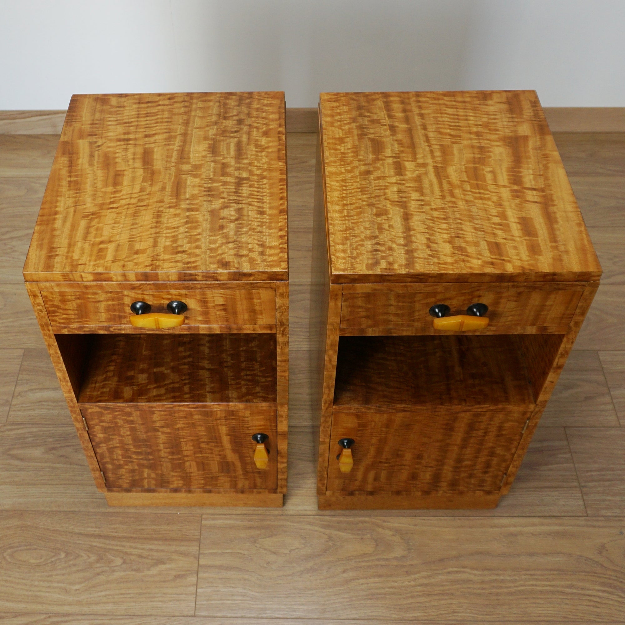 Pair of Art Deco Bedside Cabinets - Jeroen Markies Art Deco