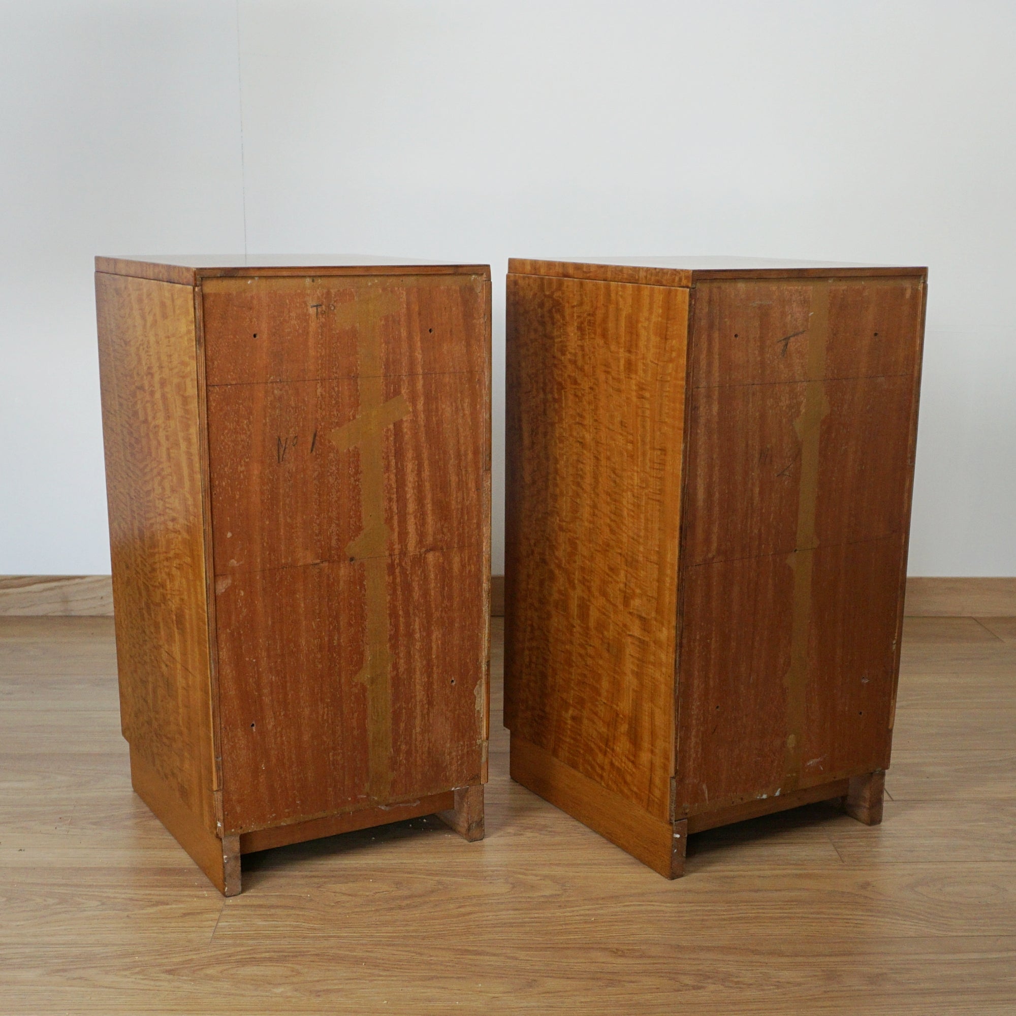 Pair of Art Deco Bedside Cabinets - Jeroen Markies Art Deco