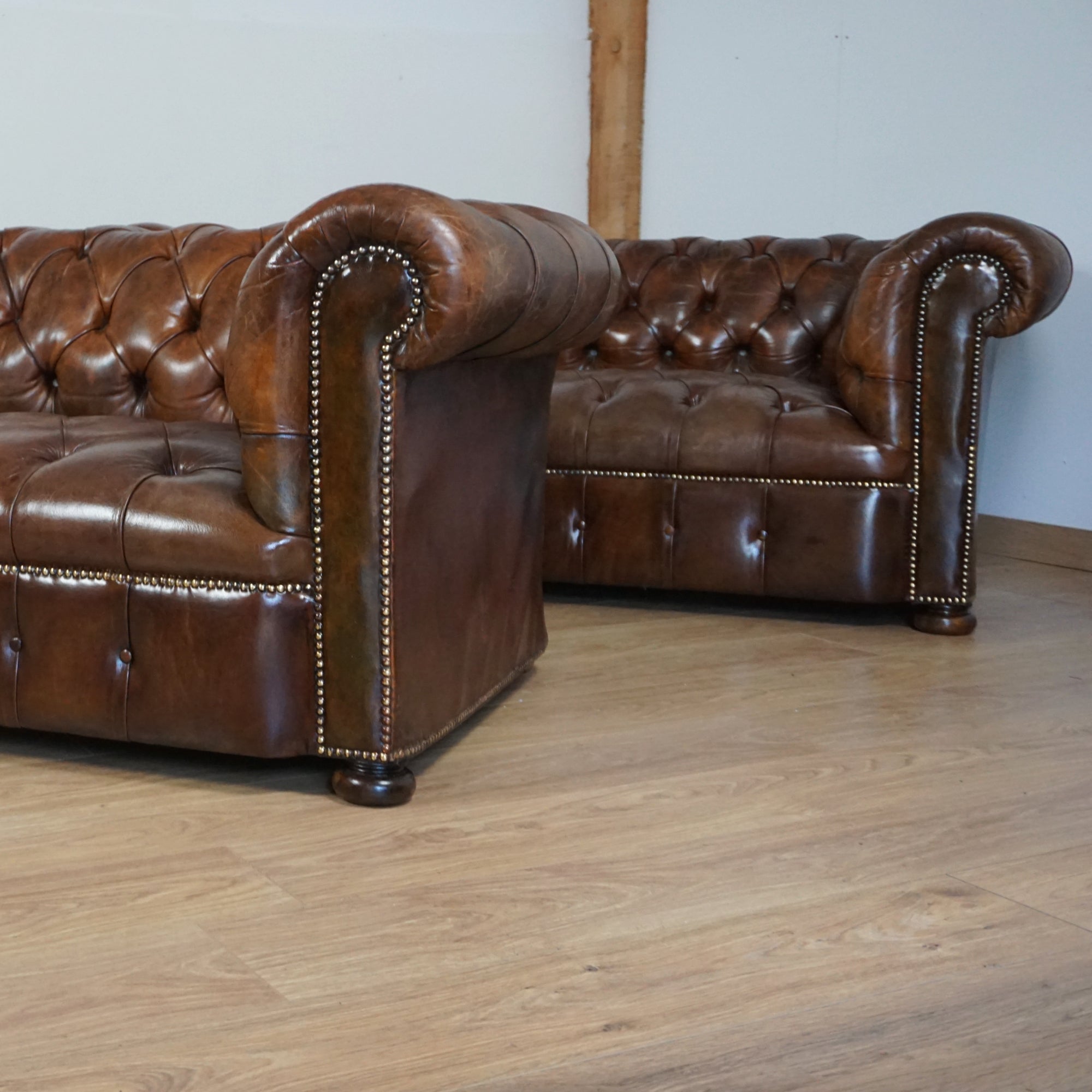 Pair of 1920's Leather upholstered chesterfield sofa's - Jeroen Markies Art Deco