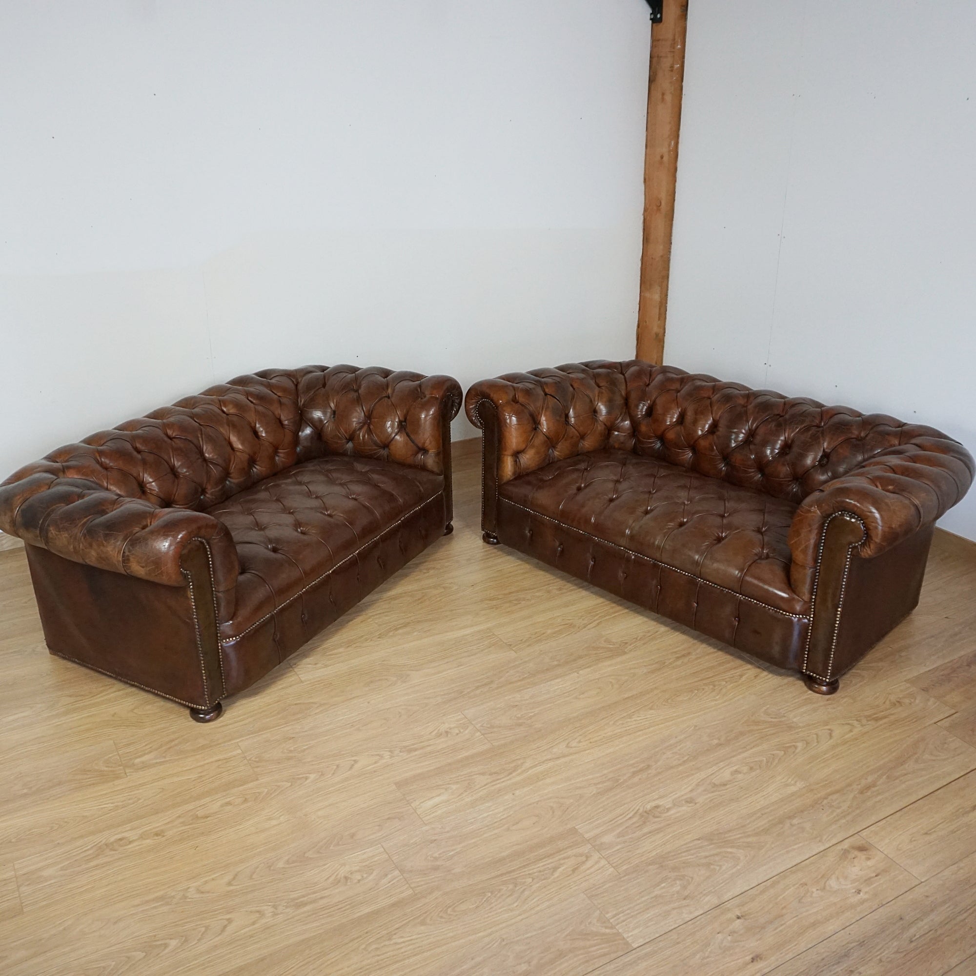 Pair of 1920's Leather upholstered chesterfield sofa's - Jeroen Markies Art Deco
