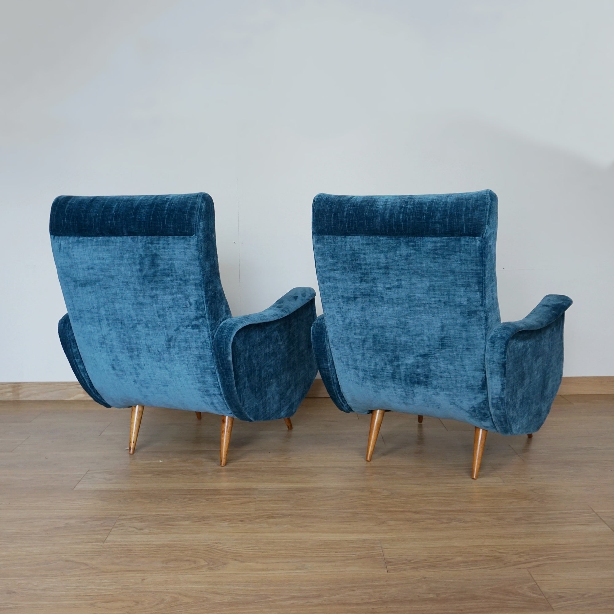 Mid-Century Chairs Attributed to Gio Ponti - Jeroen Markies Art Deco