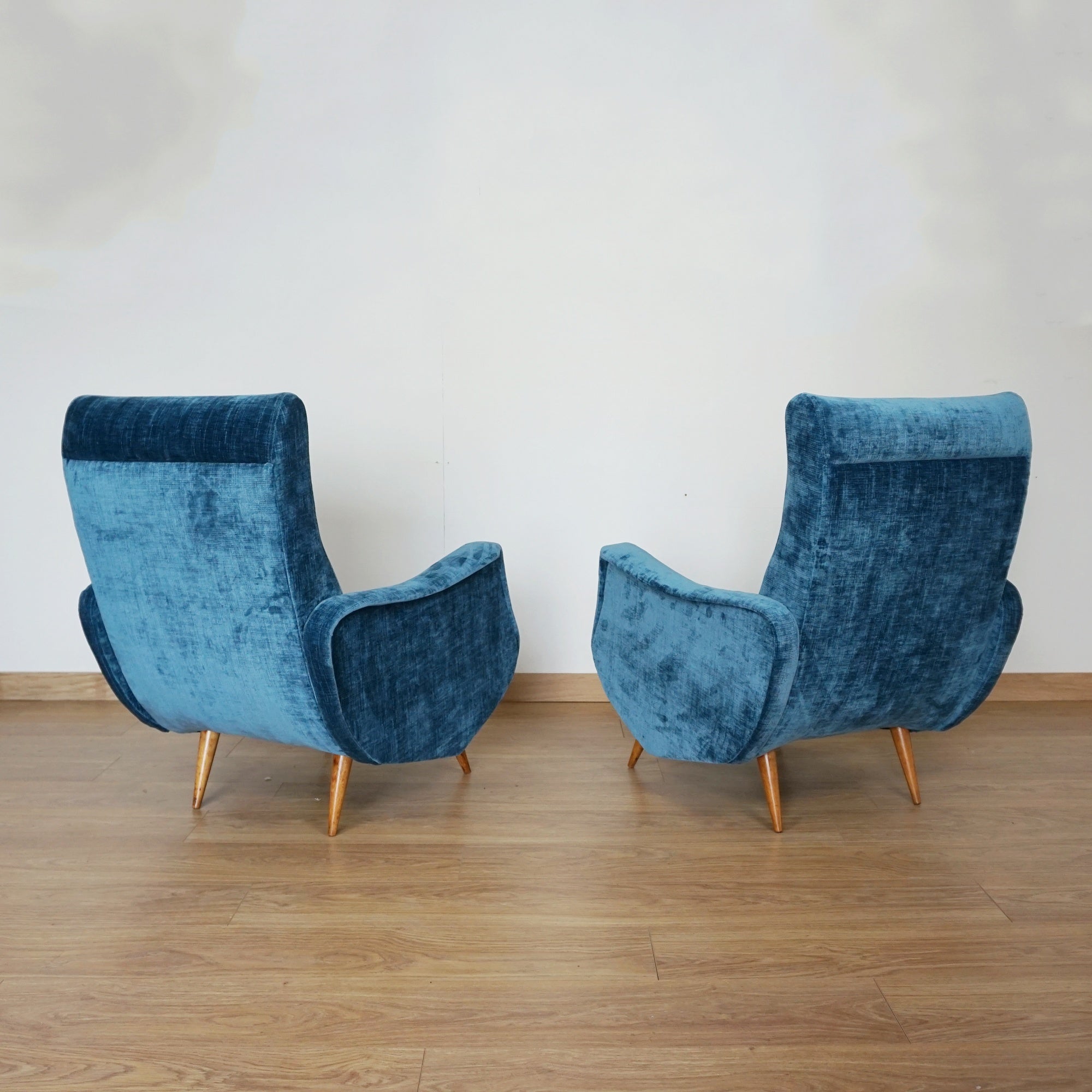 Mid-Century Chairs Attributed to Gio Ponti - Jeroen Markies Art Deco
