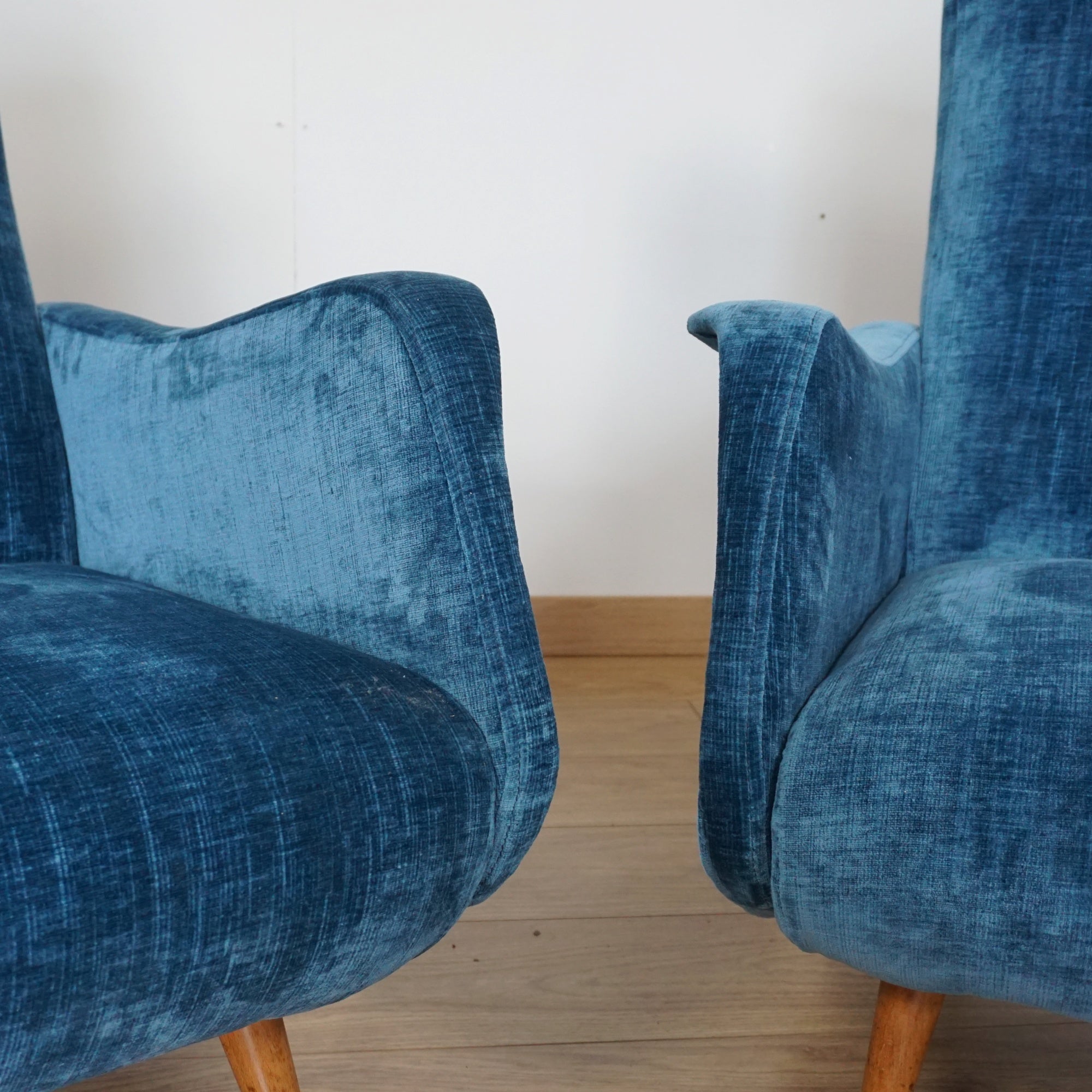 Mid-Century Chairs Attributed to Gio Ponti - Jeroen Markies Art Deco