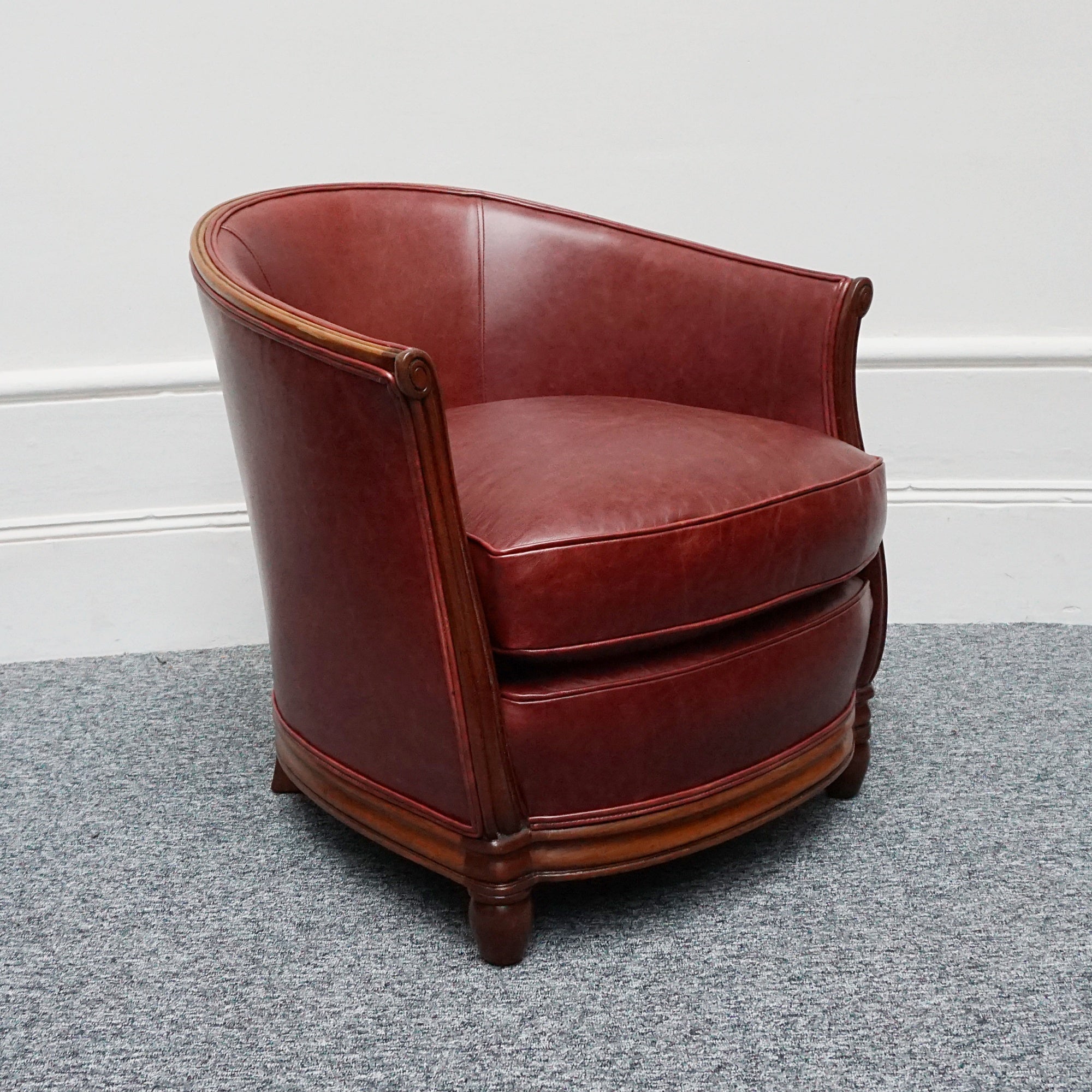 Vintage Art Deco Red Leather Club Chairs - Jeroen Markies Art Deco