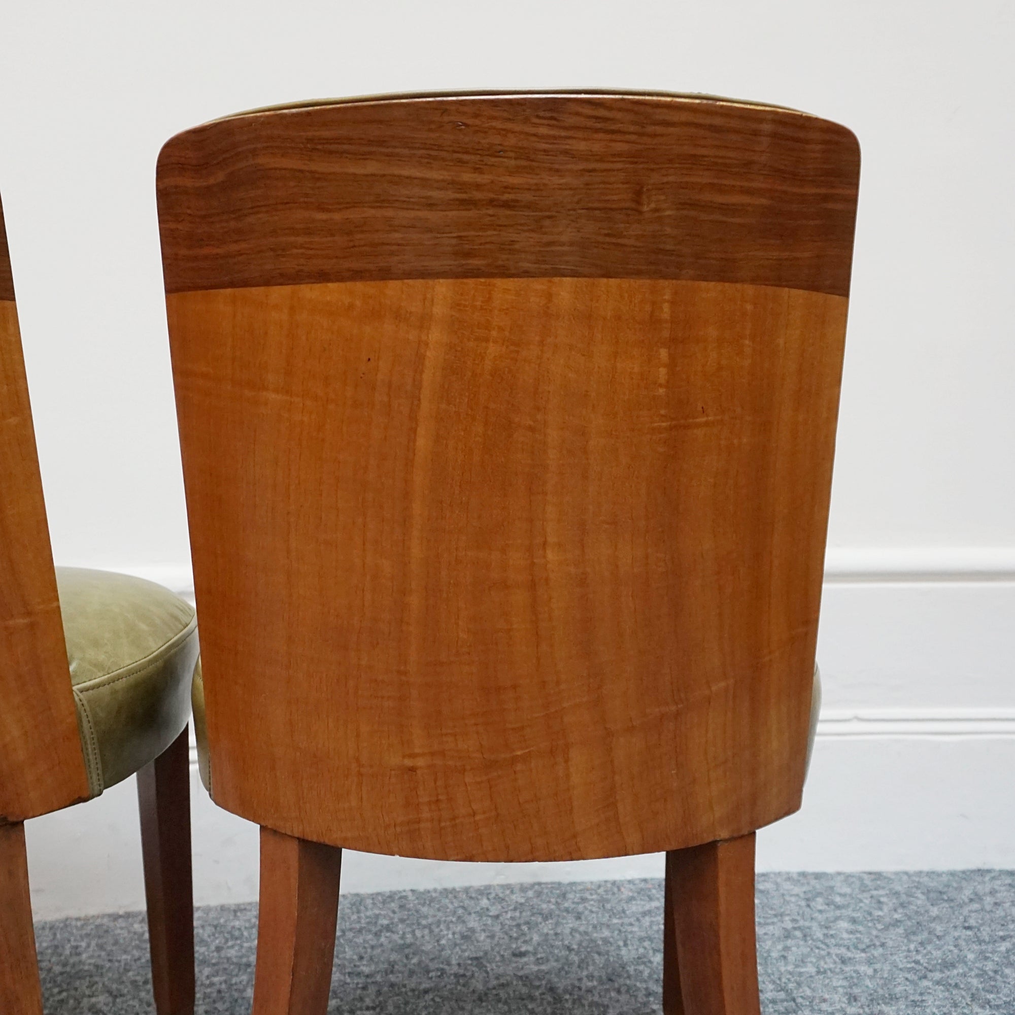 Vintage Pair of Art Deco Side Chairs in Walnut and Green Leather - Jeroen Markies Art Deco