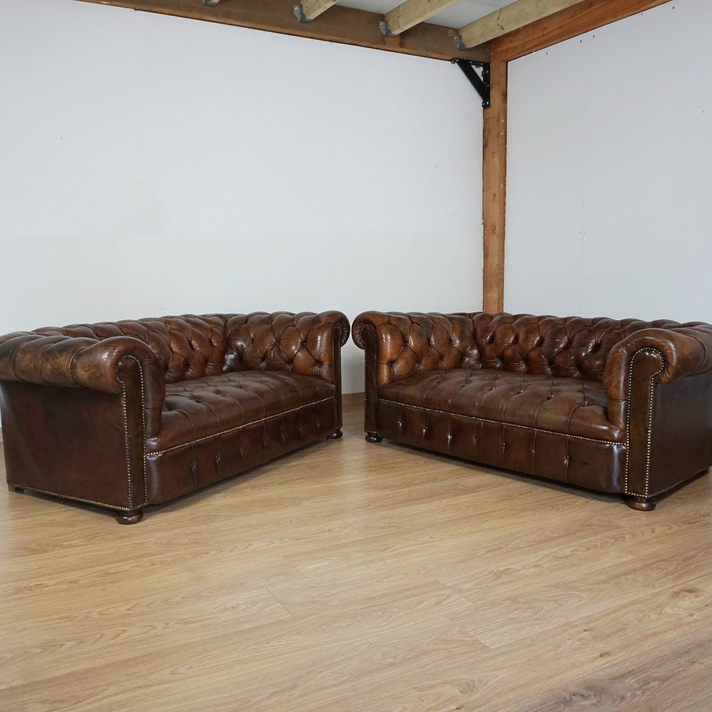 Pair of 1920's Leather upholstered chesterfield sofa's - Jeroen Markies Art Deco
