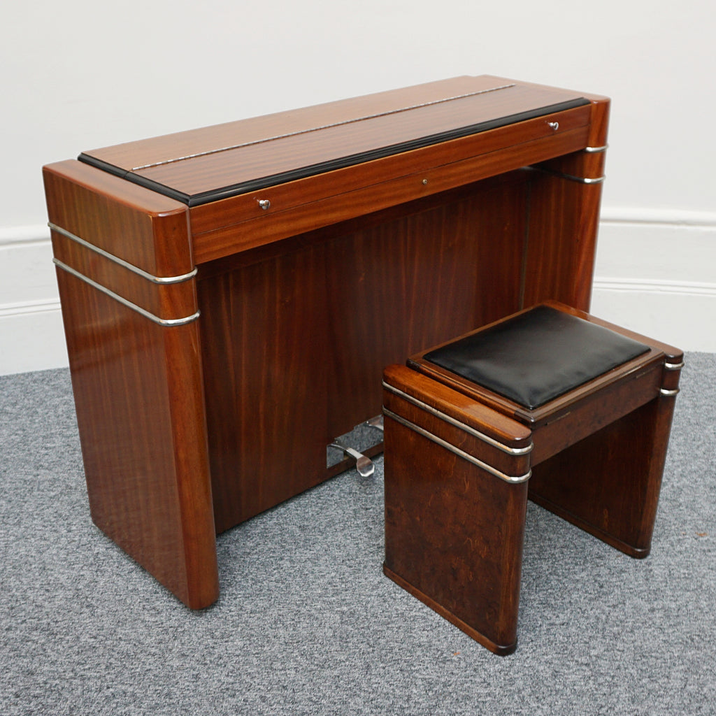 Flame Mahogany wooden mini upright piano by Eavestaff. Art Deco pianette - Jeroen Markies Art Deco