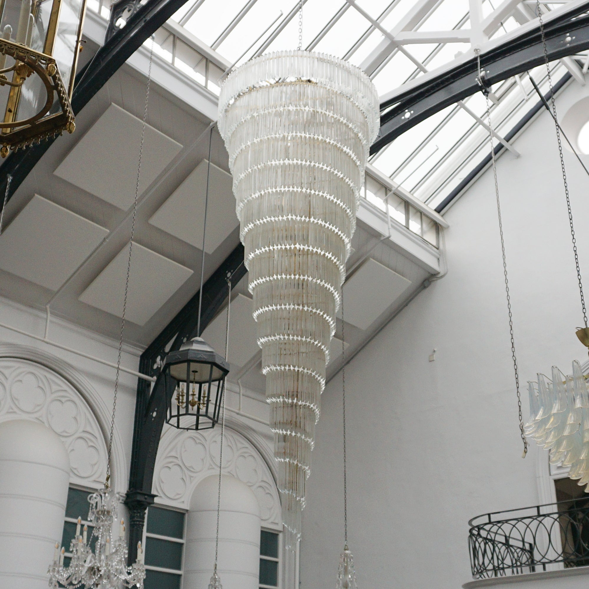 Large and Impressive Murano 'Prism' Stairwell Chandelier - Jeroen Markies Art Deco