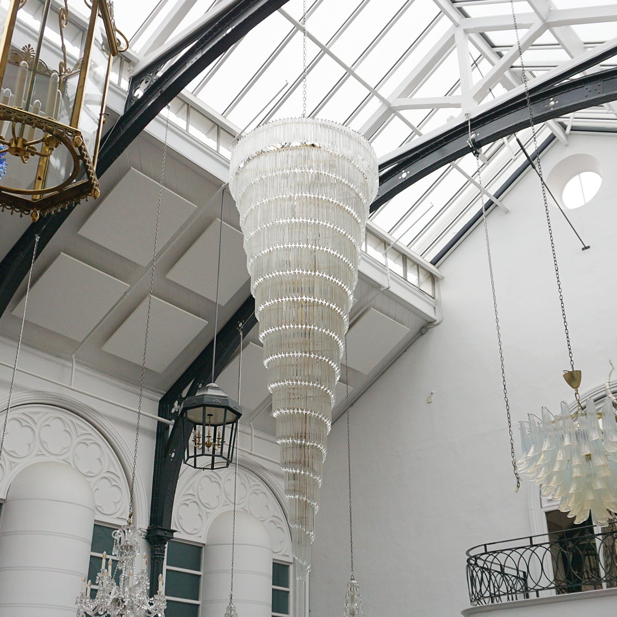 Large and Impressive Murano 'Prism' Stairwell Chandelier - Jeroen Markies Art Deco