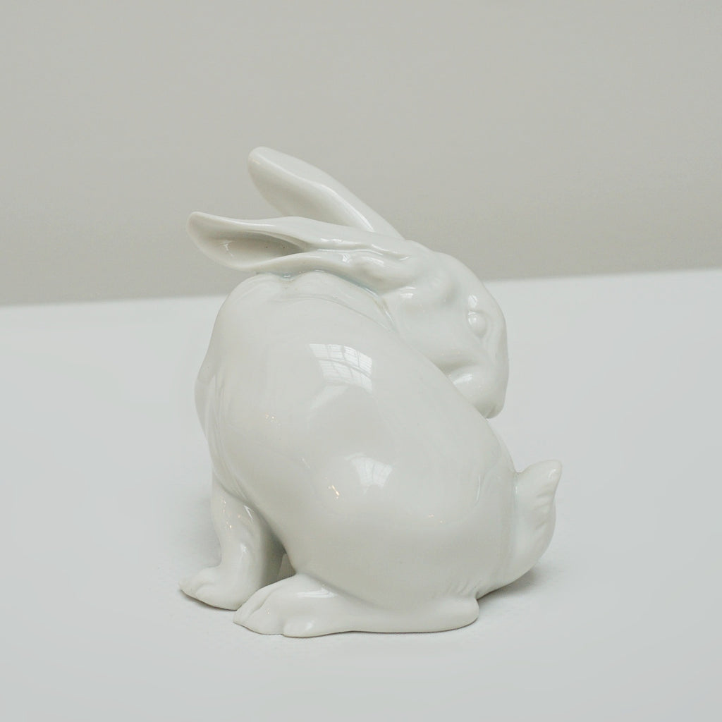 Augarten Wien Porcelain Rabbit Marked and dated 1934 - Jeroen Markies Art Deco