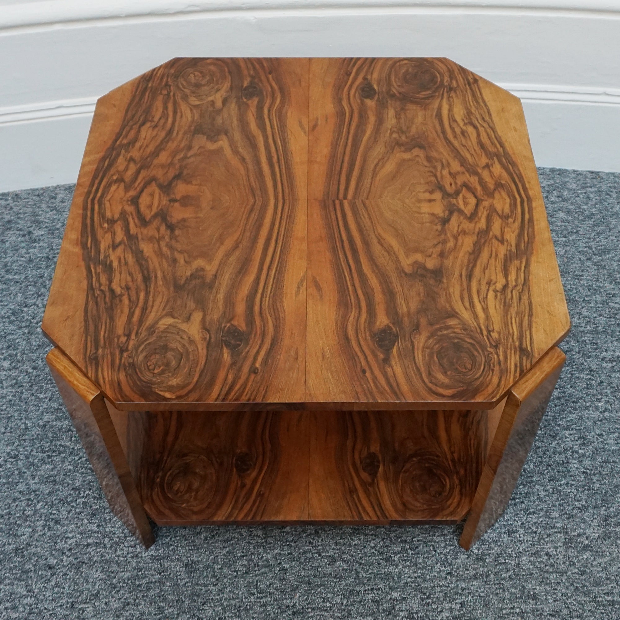 Art Deco Burr Walnut Veneered Side Table - Jeroen Markies Art Deco
