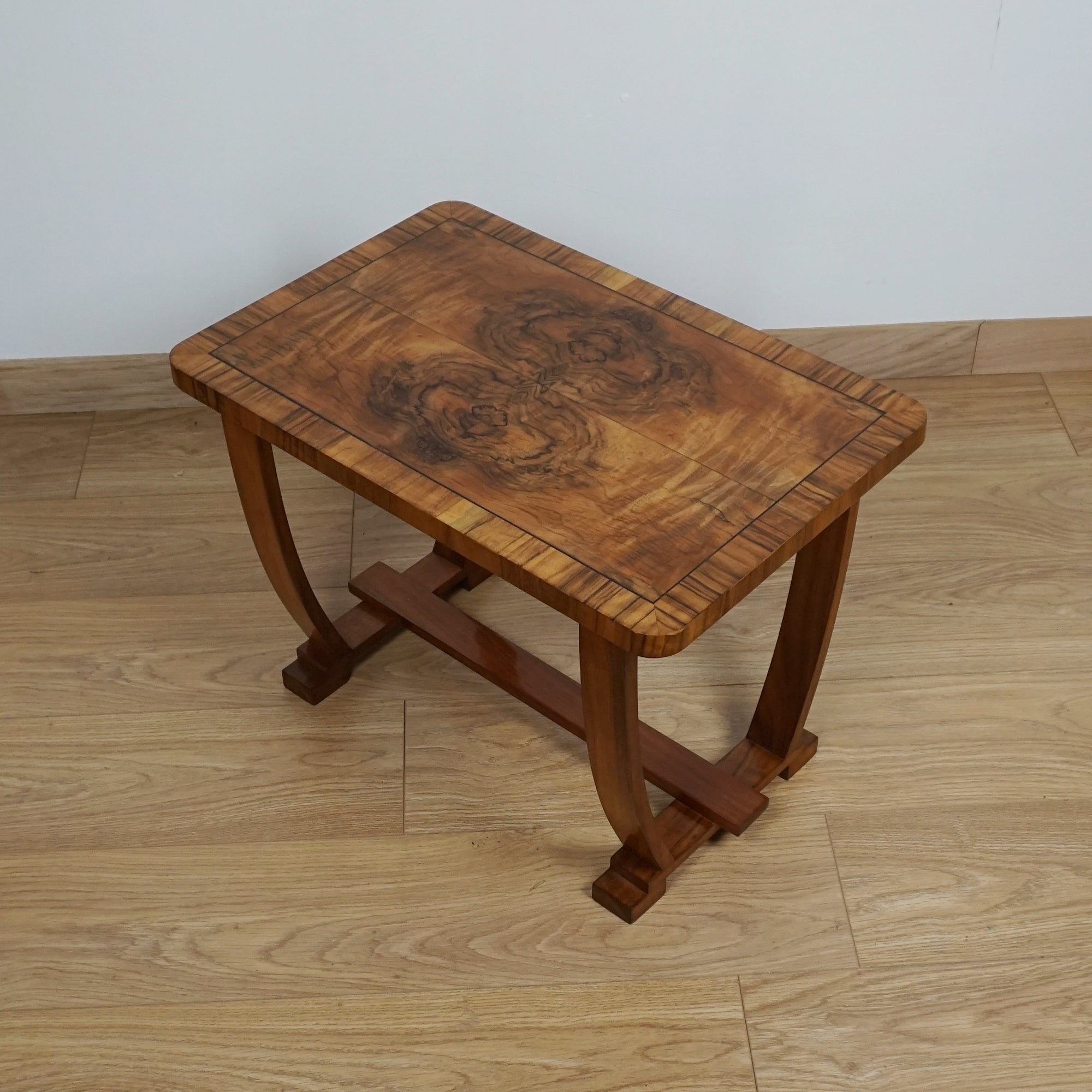 Art Deco Burr Walnut Side Table - Jeroen Markies Art Deco