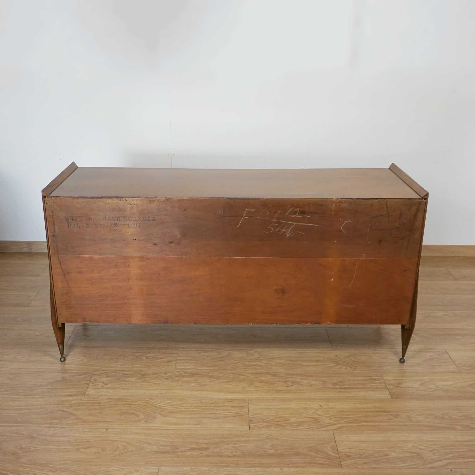 Mid-Century Walnut 'Auburn' Sideboard by Kent Coffey - Jeroen Markies Art Deco