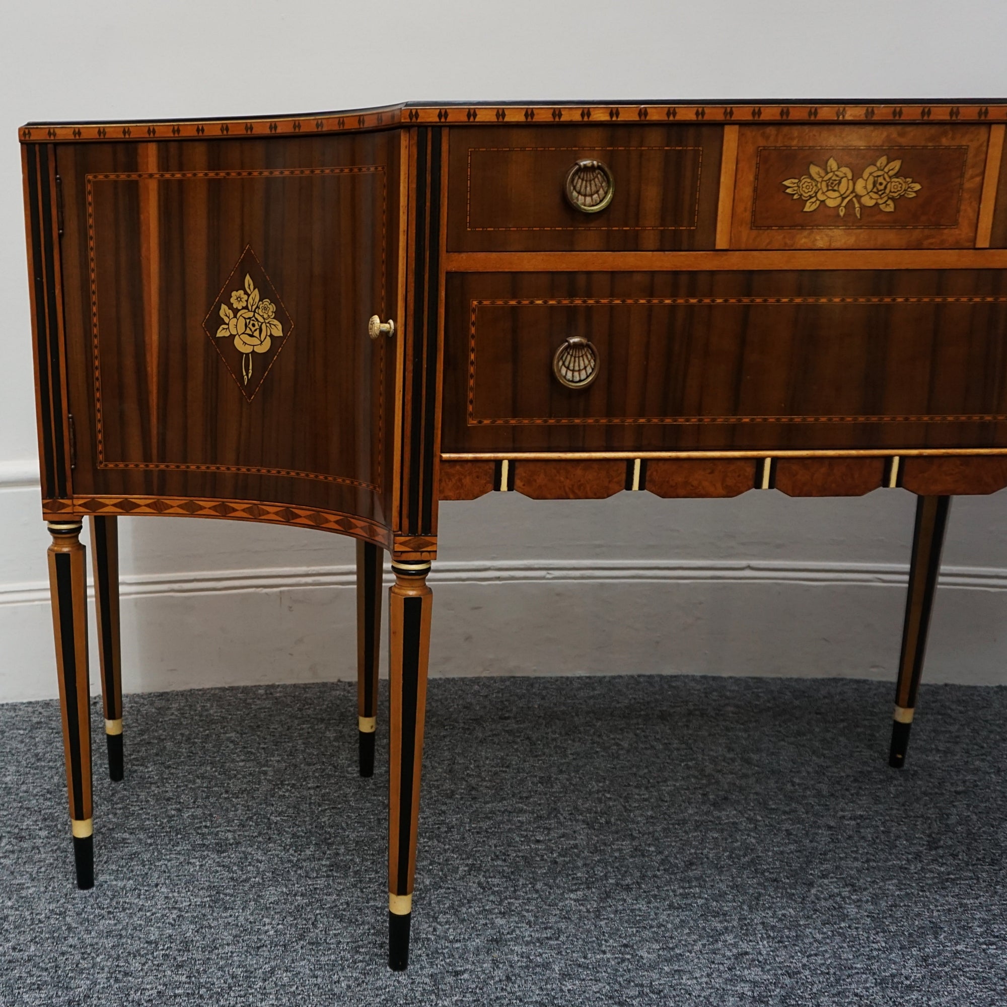 Sideboard