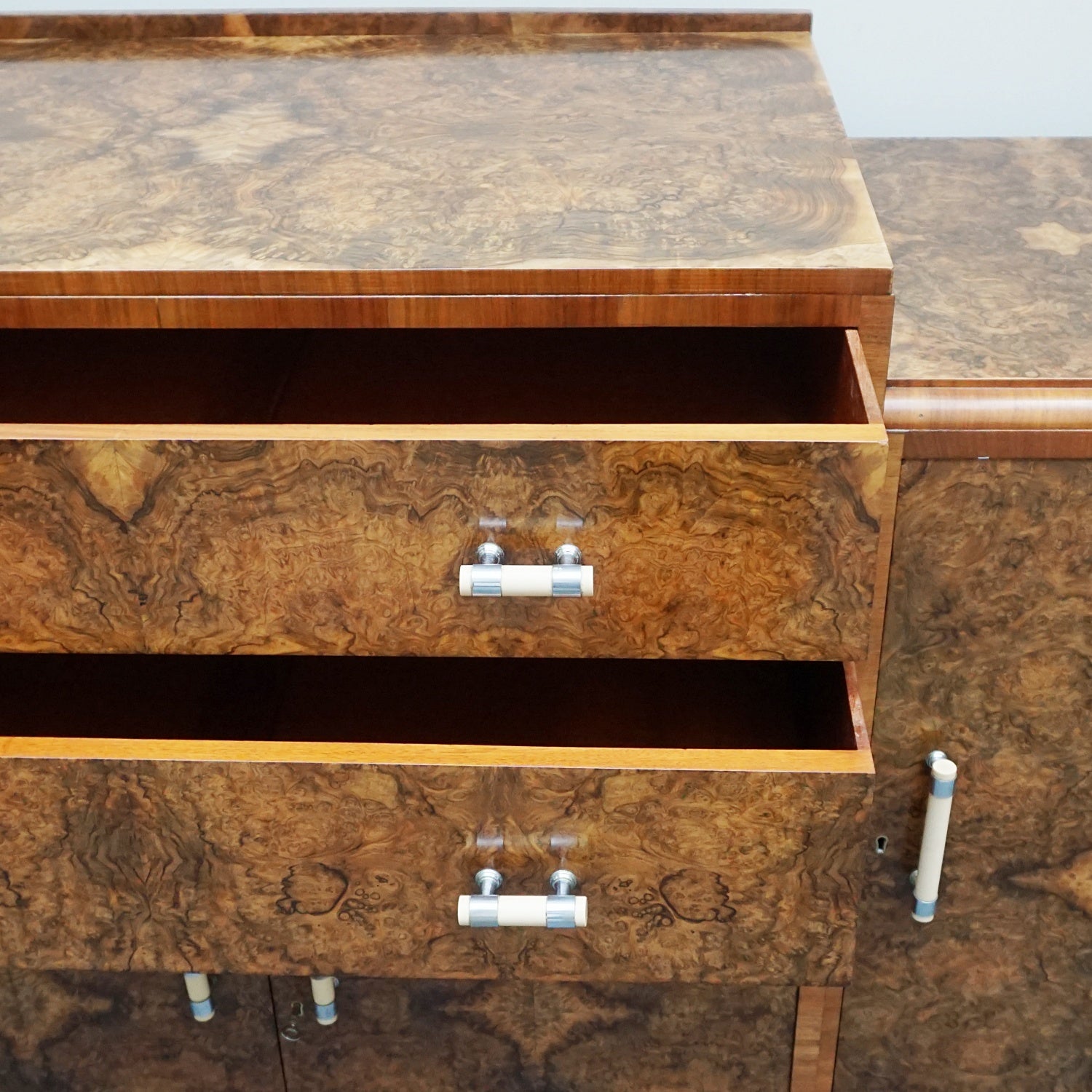 Art Deco Burr Walnut Sideboard - Original Art Deco Furniture - Jeroen Markies Art Deco