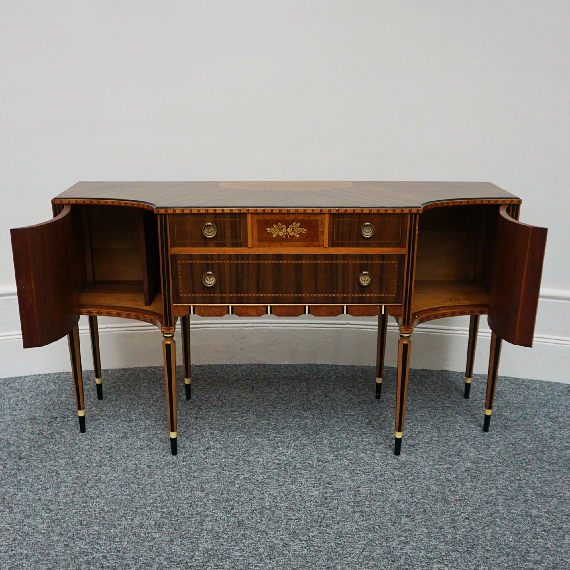 Sideboard