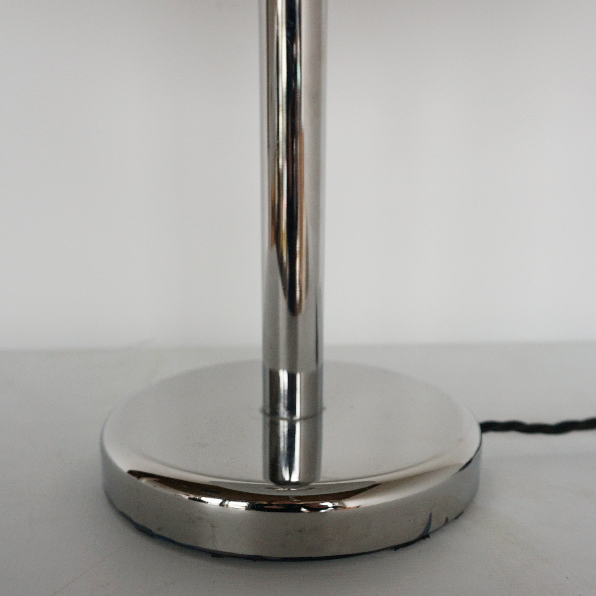 Pair of Table Lamps French Art Deco 1930 Lighting - Jeroen Markies Art Deco - Silver Chrome Dome Lamps 