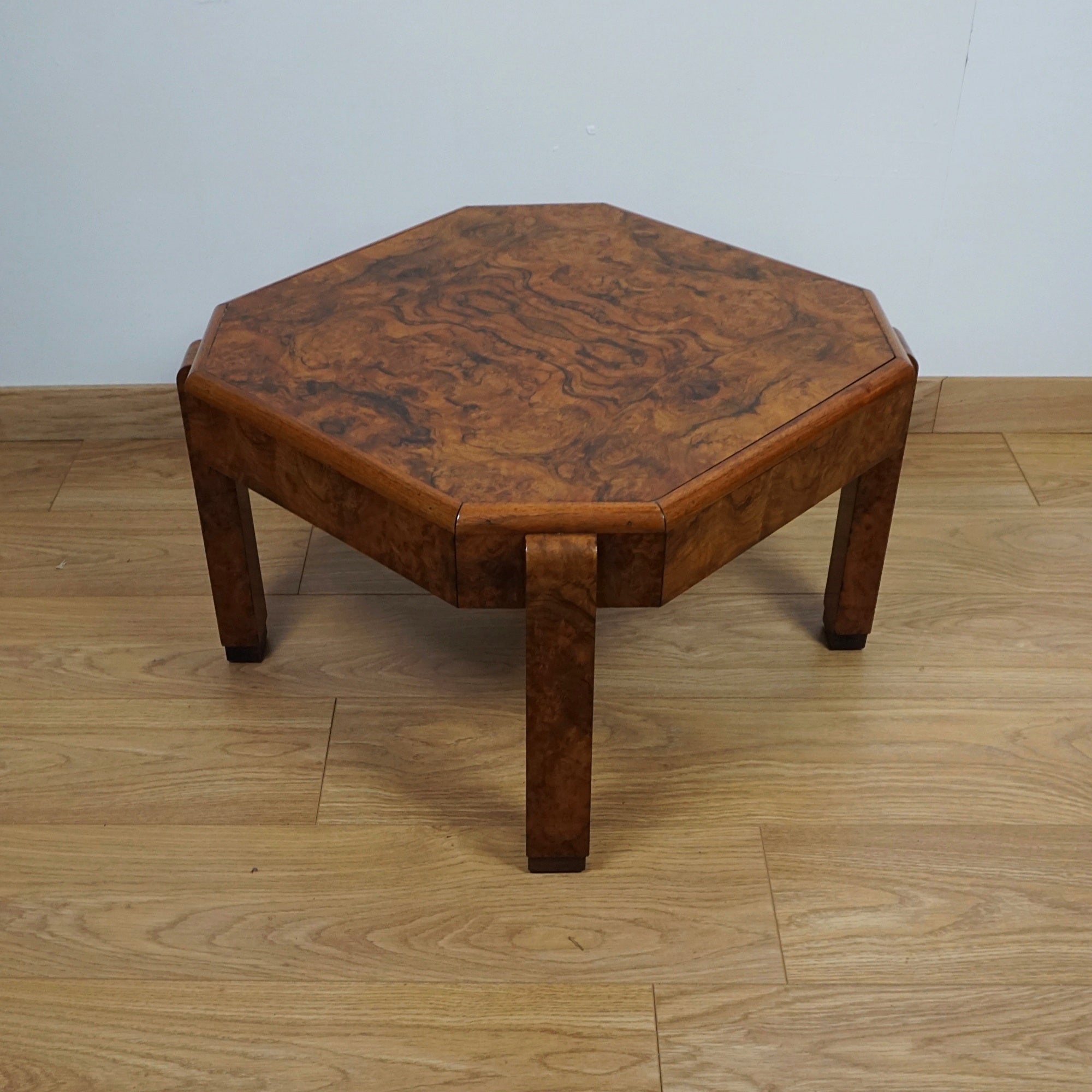 Art Deco Burr Walnut Coffee Table - Jeroen Markies Art Deco