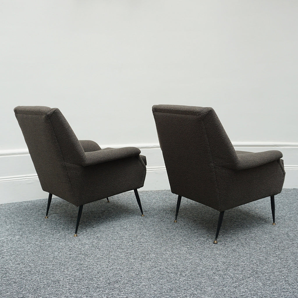 A pair of Mid-Century angular armchairs, grey bouclé - Jeroen Markies Art Deco