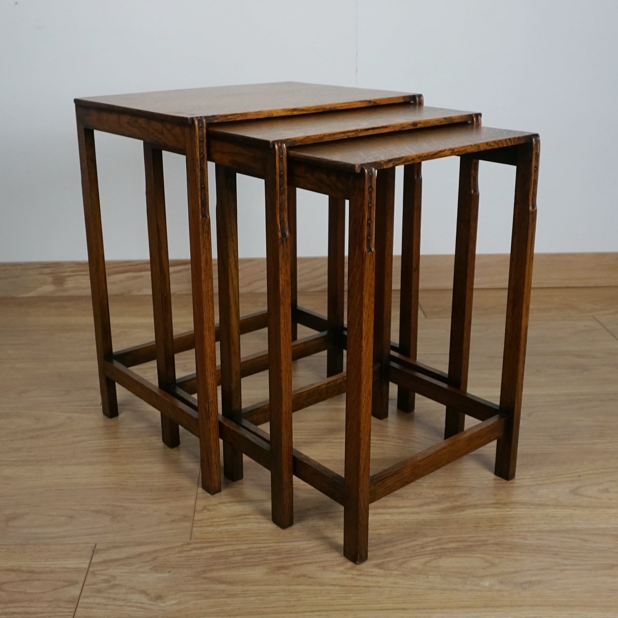 Arts & Crafts Nest of Three Tables - Solid Oak - Jeroen Markies Art Deco
