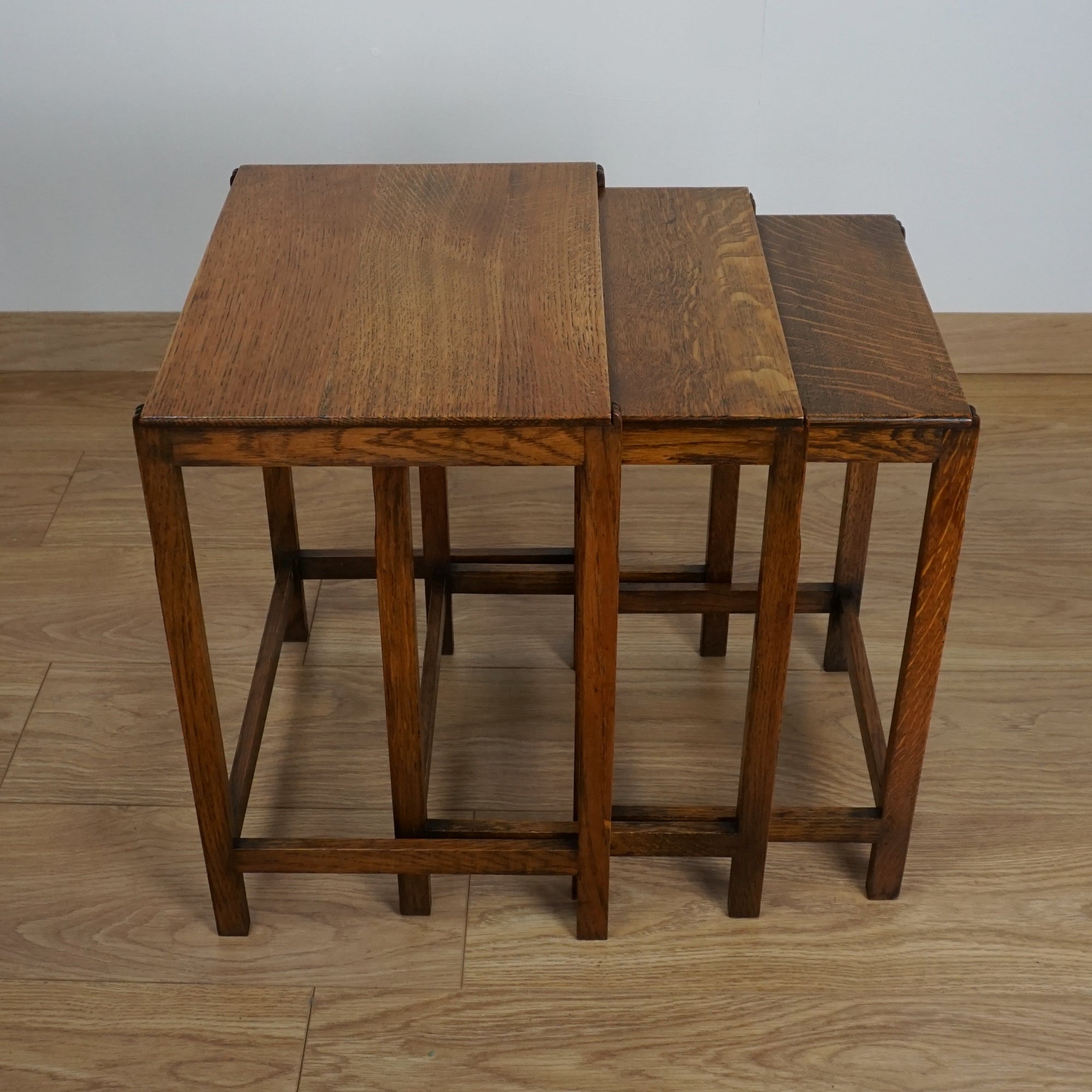 Arts & Crafts Nest of Three Tables - Solid Oak - Jeroen Markies Art Deco