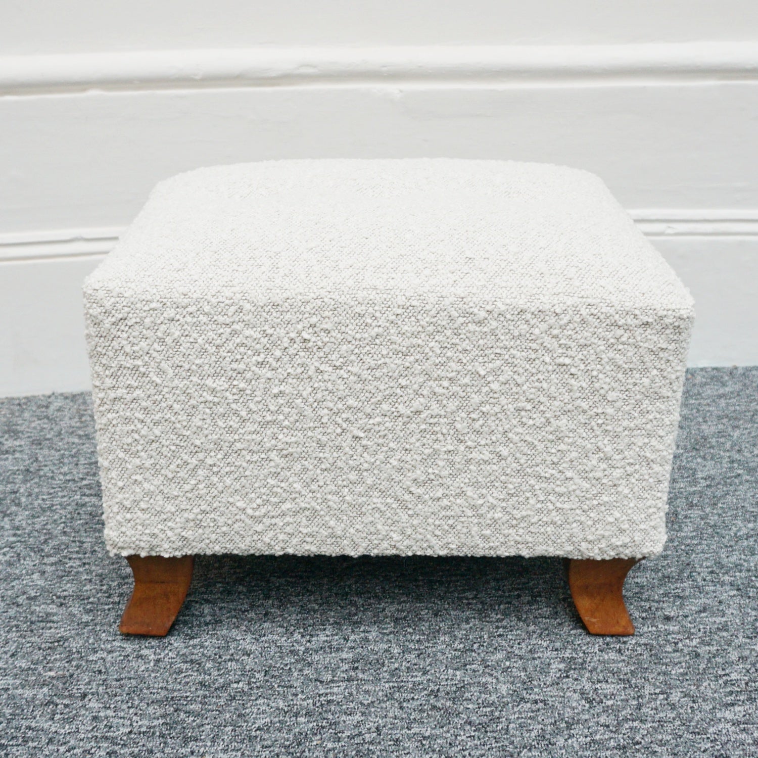 Vintage Italian 1950's Footstools in white boucle - Jeroen Markies Art Deco