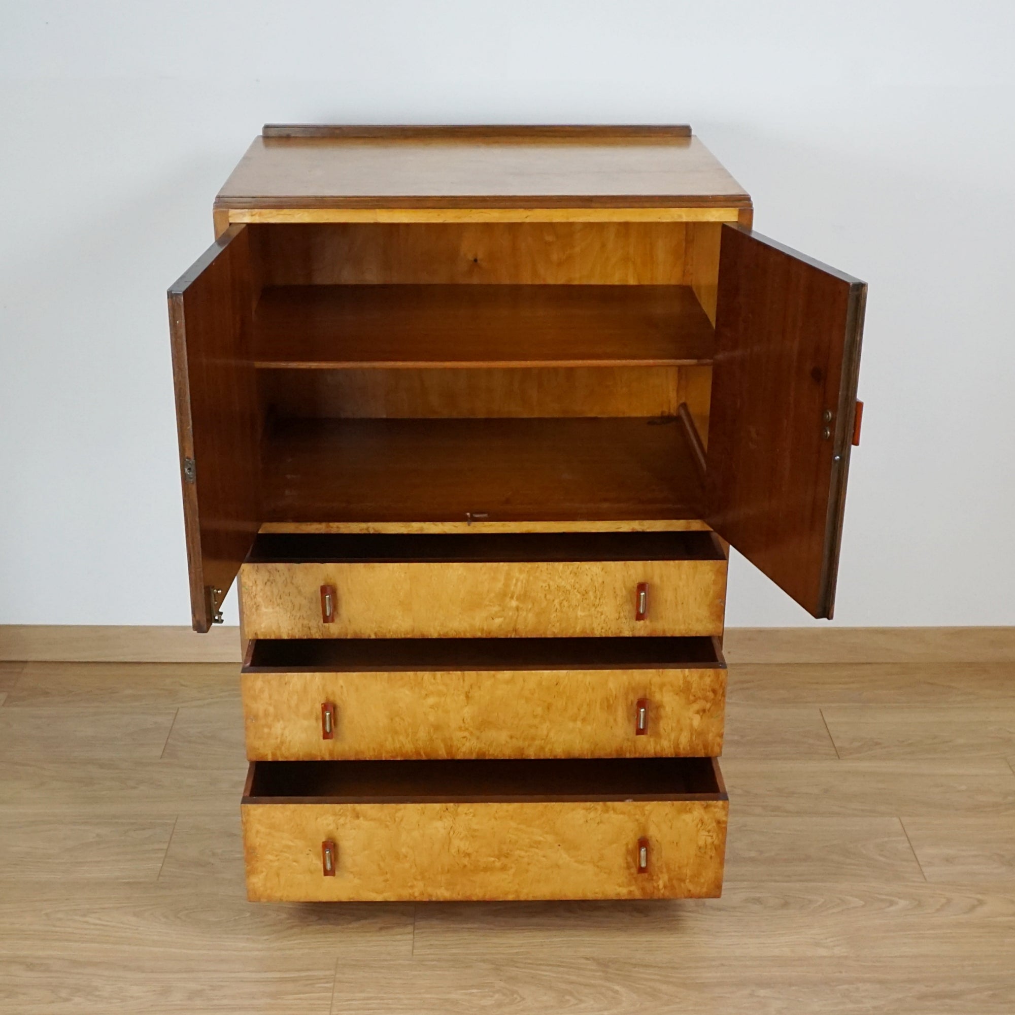 Art Deco Linen cupboard. Walnut and Birch - Markies Antiques 