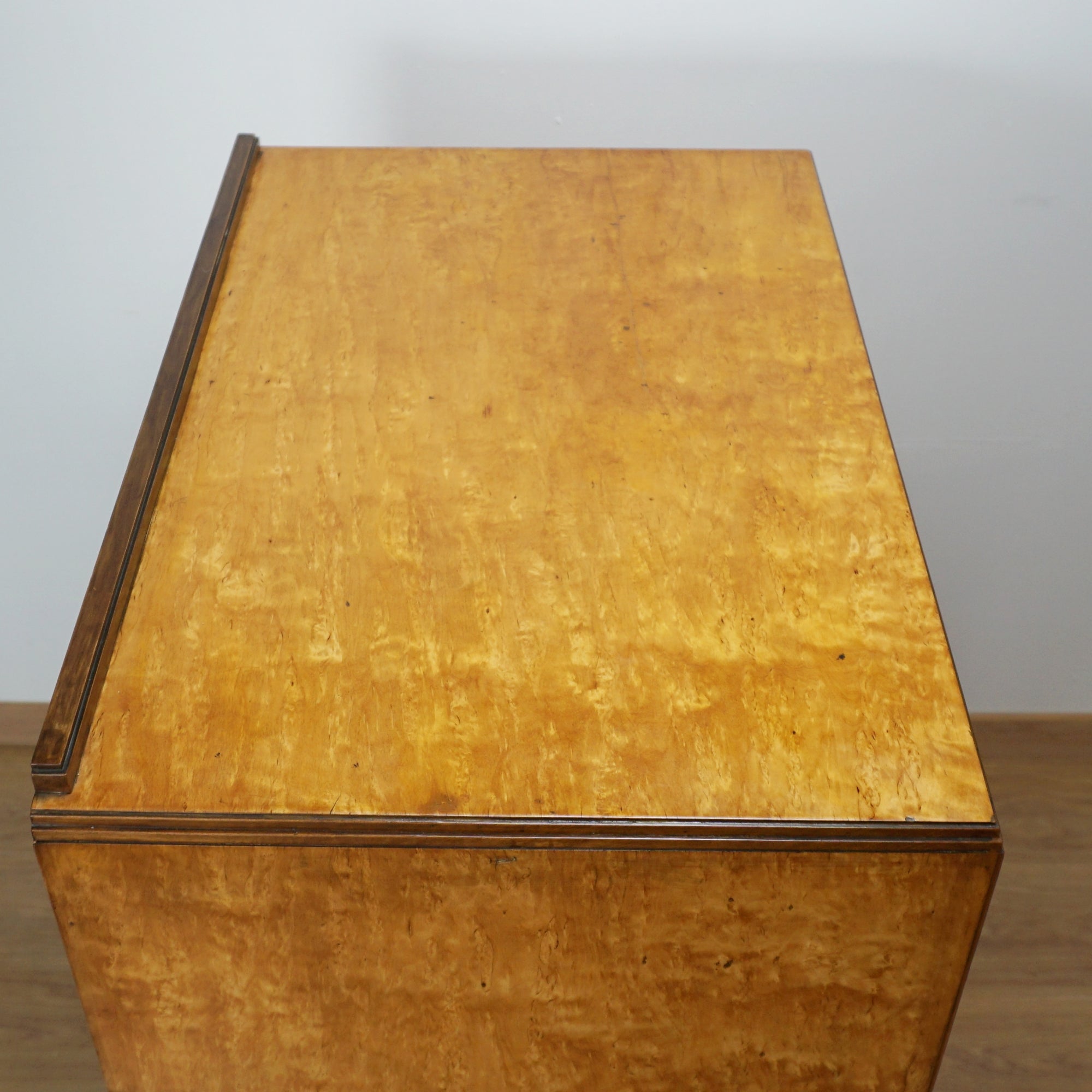 Art Deco Linen cupboard. Walnut and Birch - Markies Antiques 
