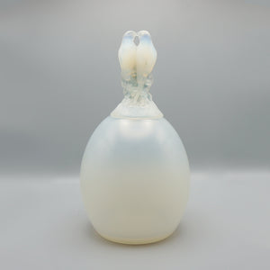'Tourterellès' Opalescent Glass Vase by Renè Lalique
