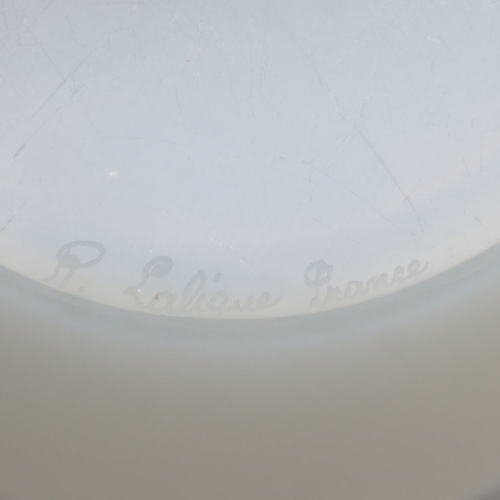 'Tourterellès' Opalescent Glass Vase by Renè Lalique