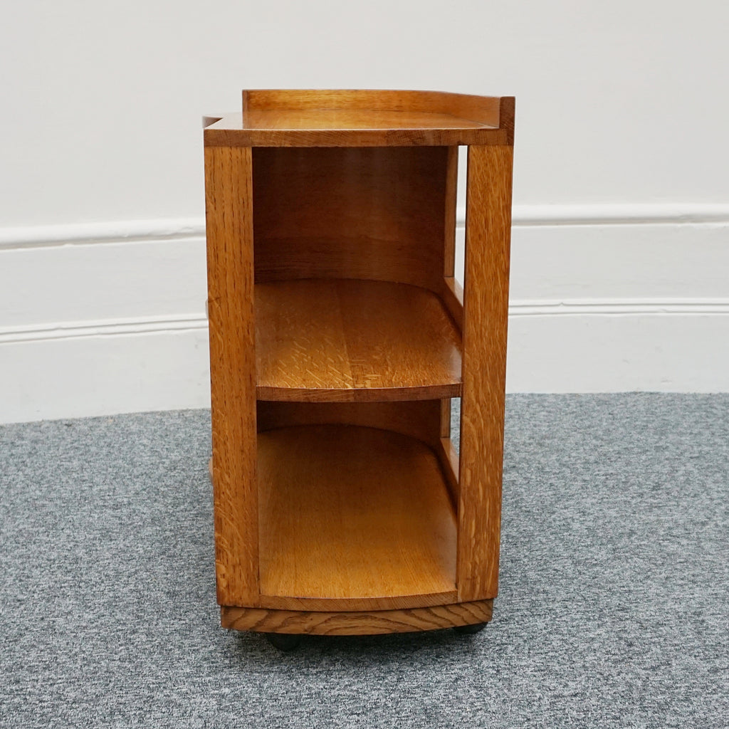 An Art Deco solid oak drinks trolley. Three tiers. 1930s drinks trolley for cocktails. - Jeroen Markies Art Deco