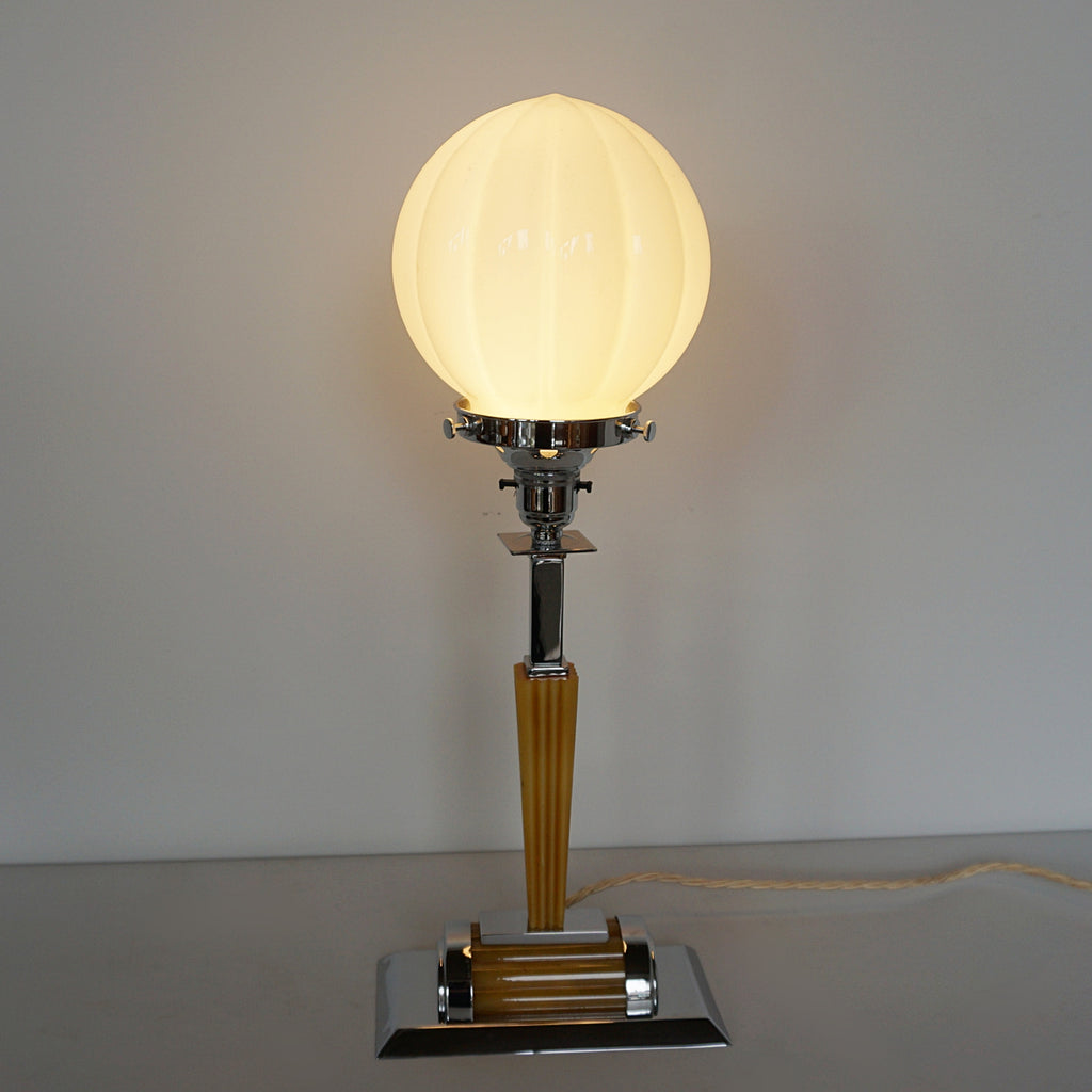 ARt Deco Table Lamp - Chrome and Bakelite - Jeroen Markies Art Deco
