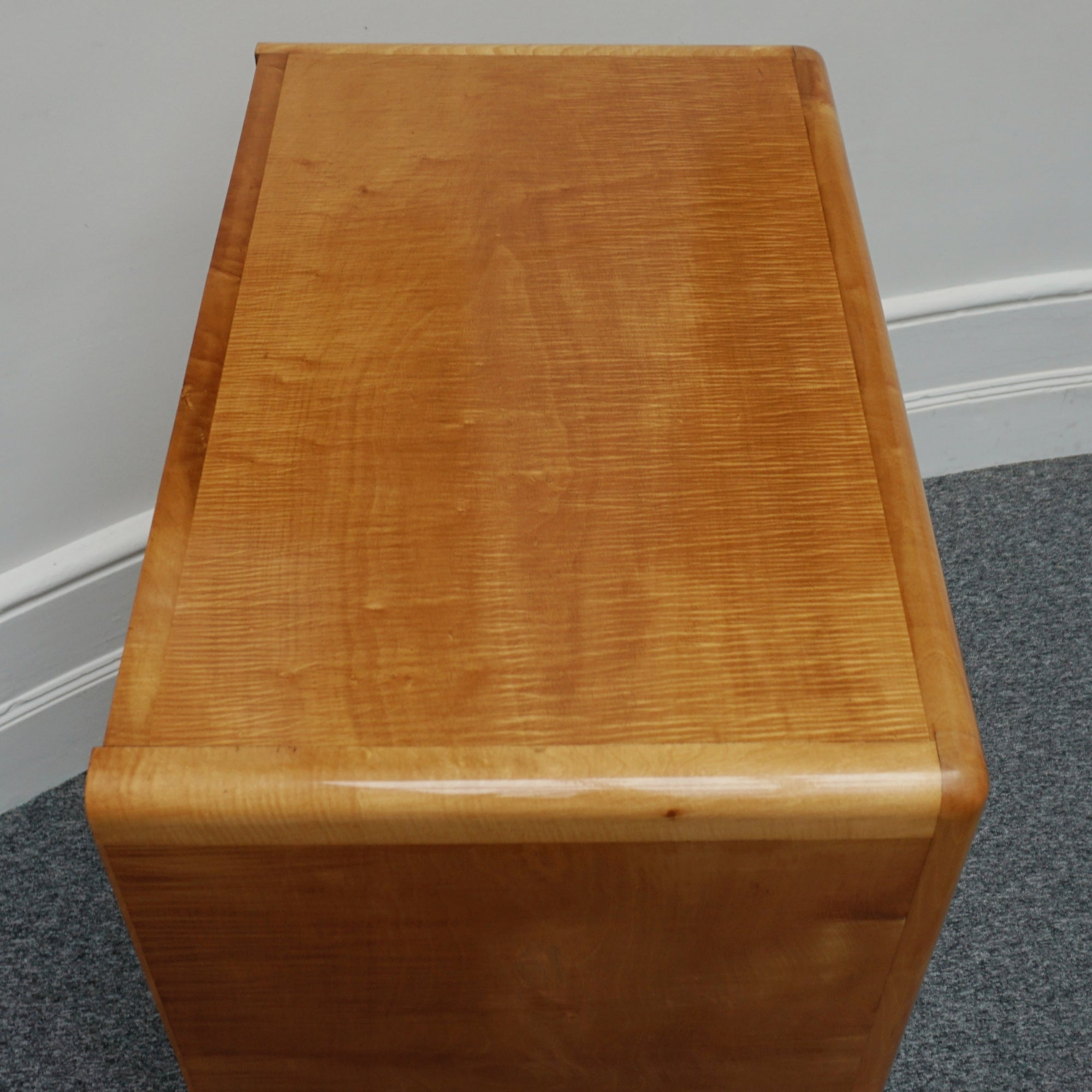 Art Deco Satin Birch Cabinet by Betty Joel - Jeroen Markies Art Deco 