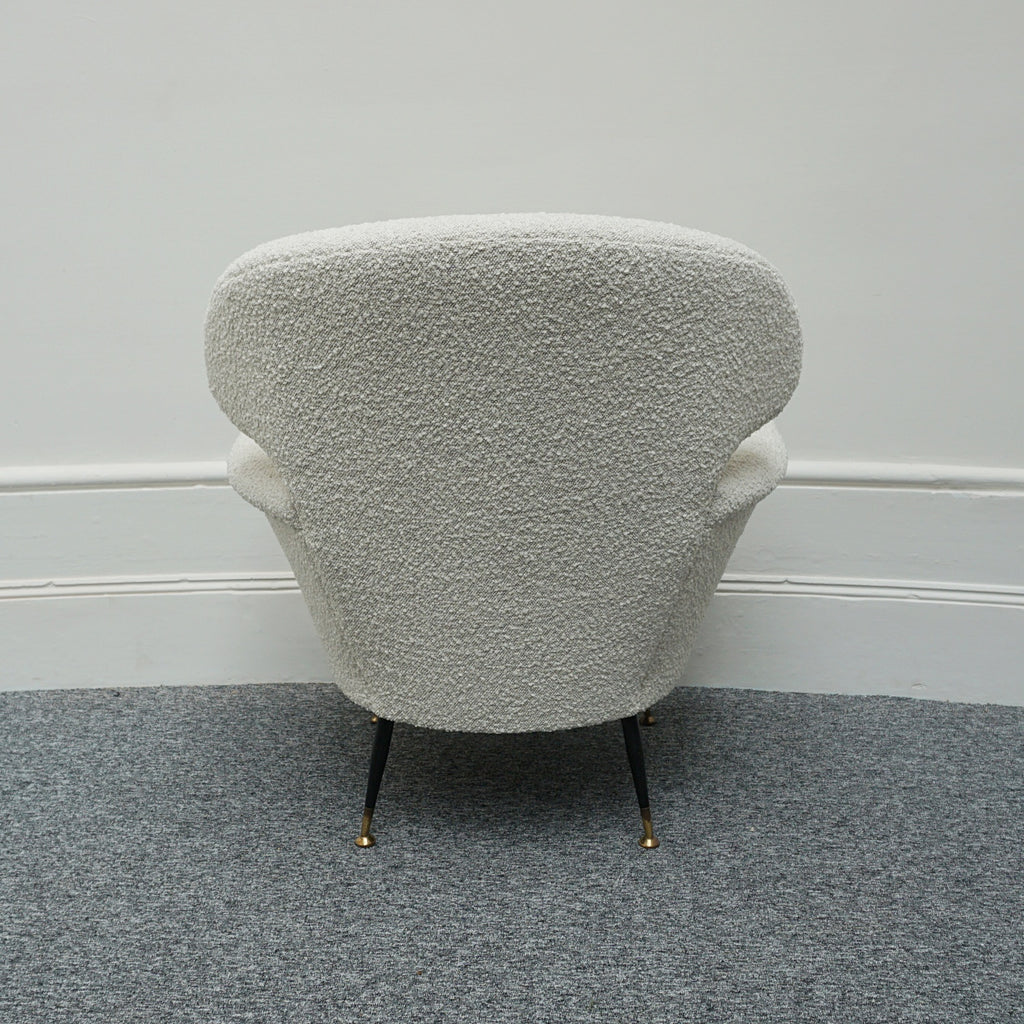 A pair of Mid-Century rounded armchairs., white bouclé - Jeroen Markies Art Deco